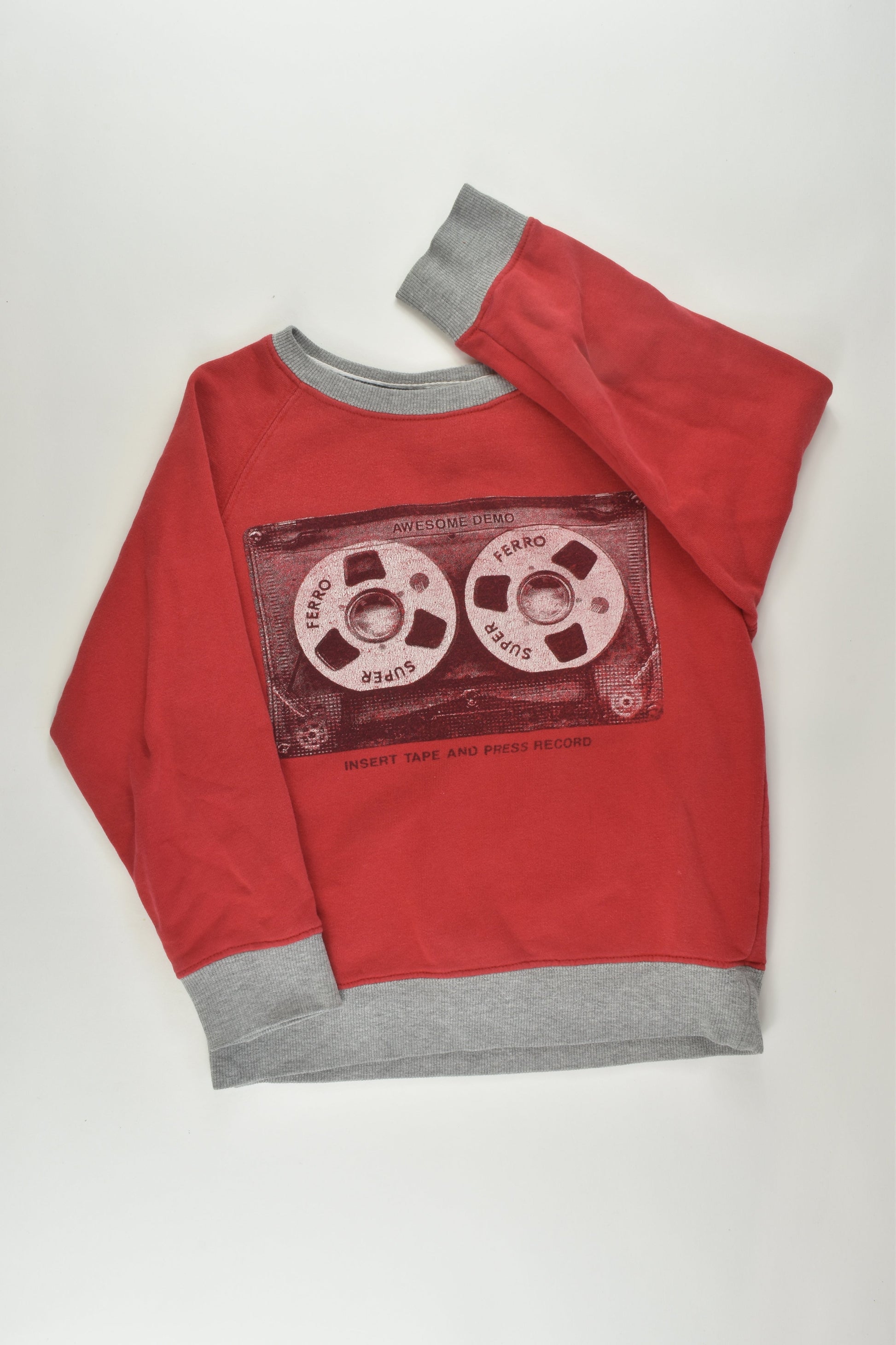Pavement Size 7 Demo Tape Sweater