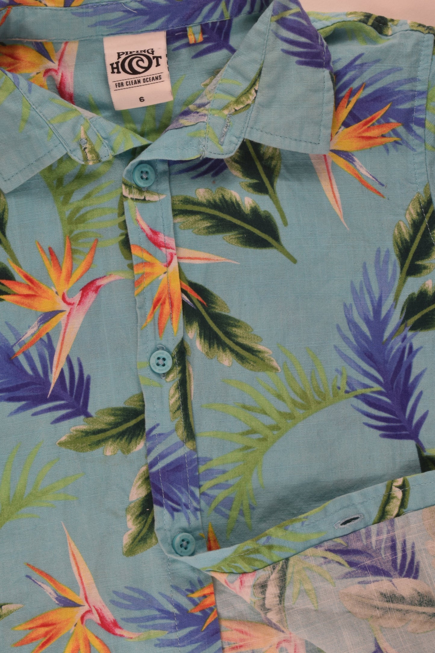 Piping Hot Size 6 Hawaii Shirt