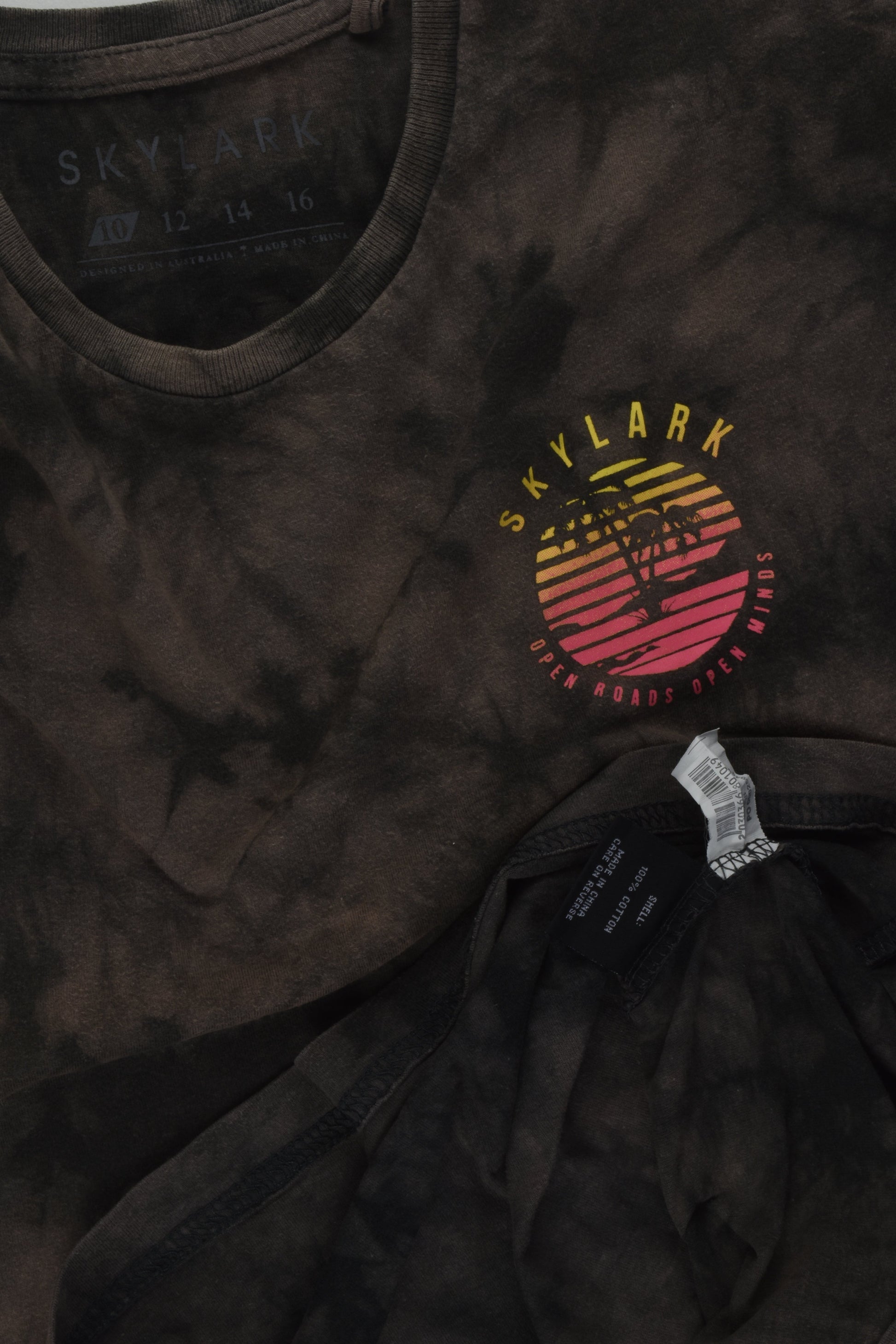 Skylark Size 10 T-shirt