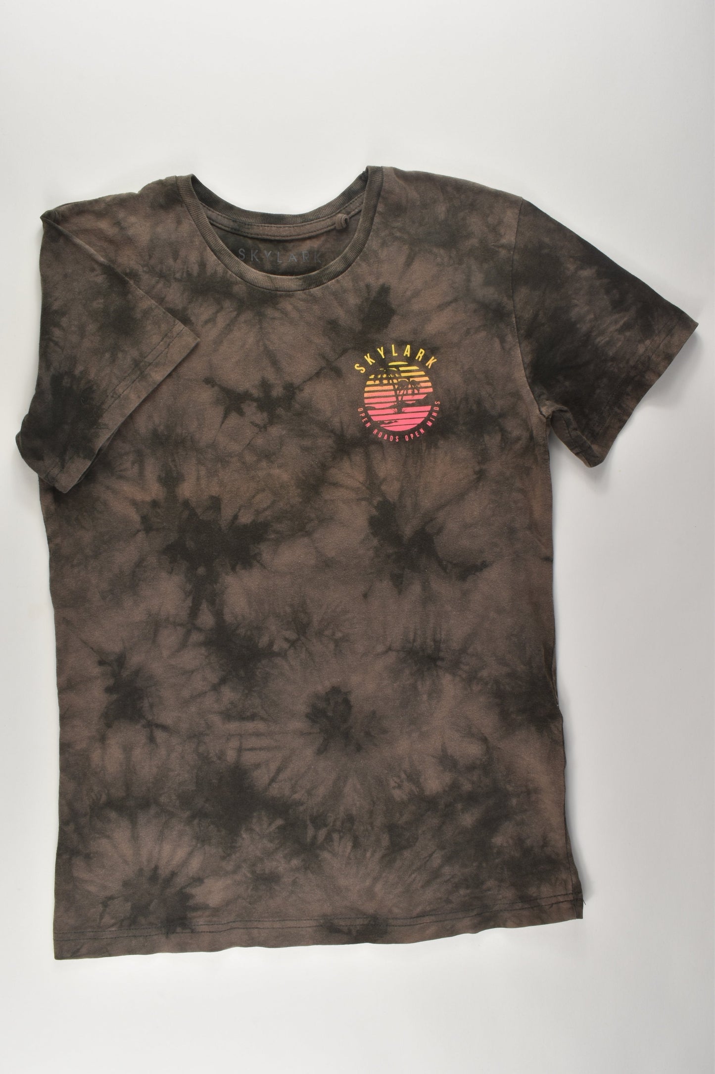 Skylark Size 10 T-shirt