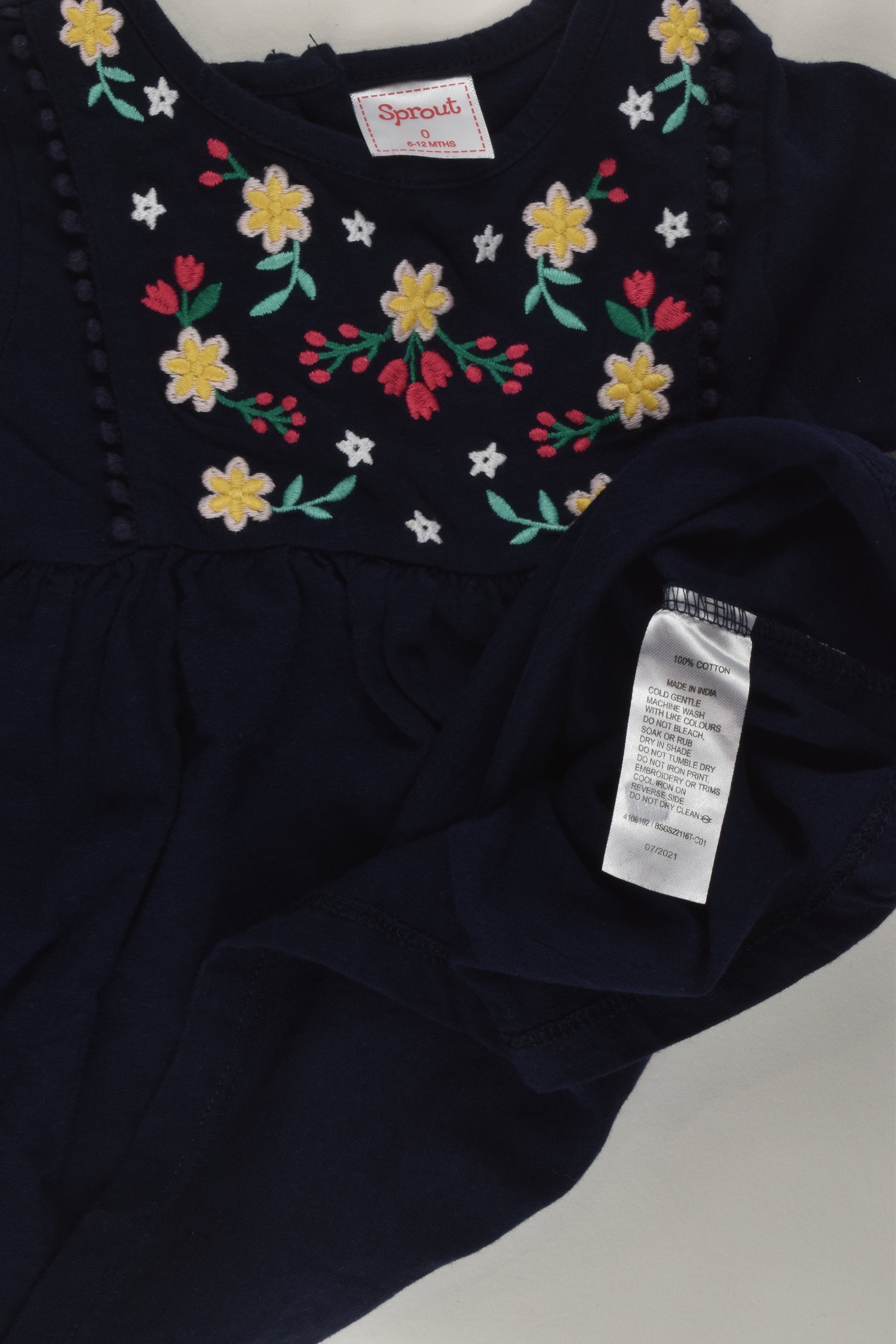 Sprout Size 0 Embroidery Dress