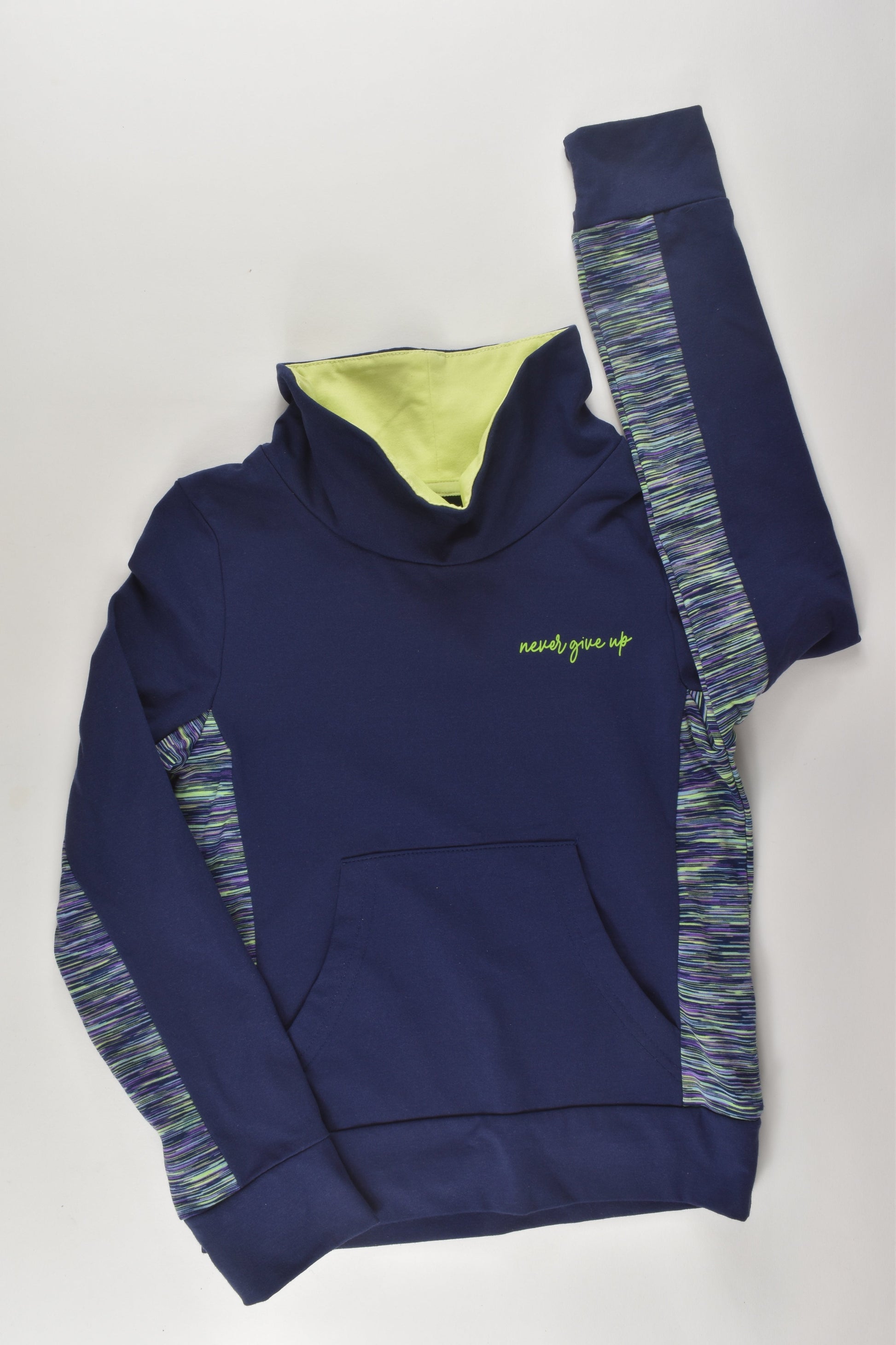 St Bernard for Dunnes Stores Size 7-8 'Never Give Up' Jumper