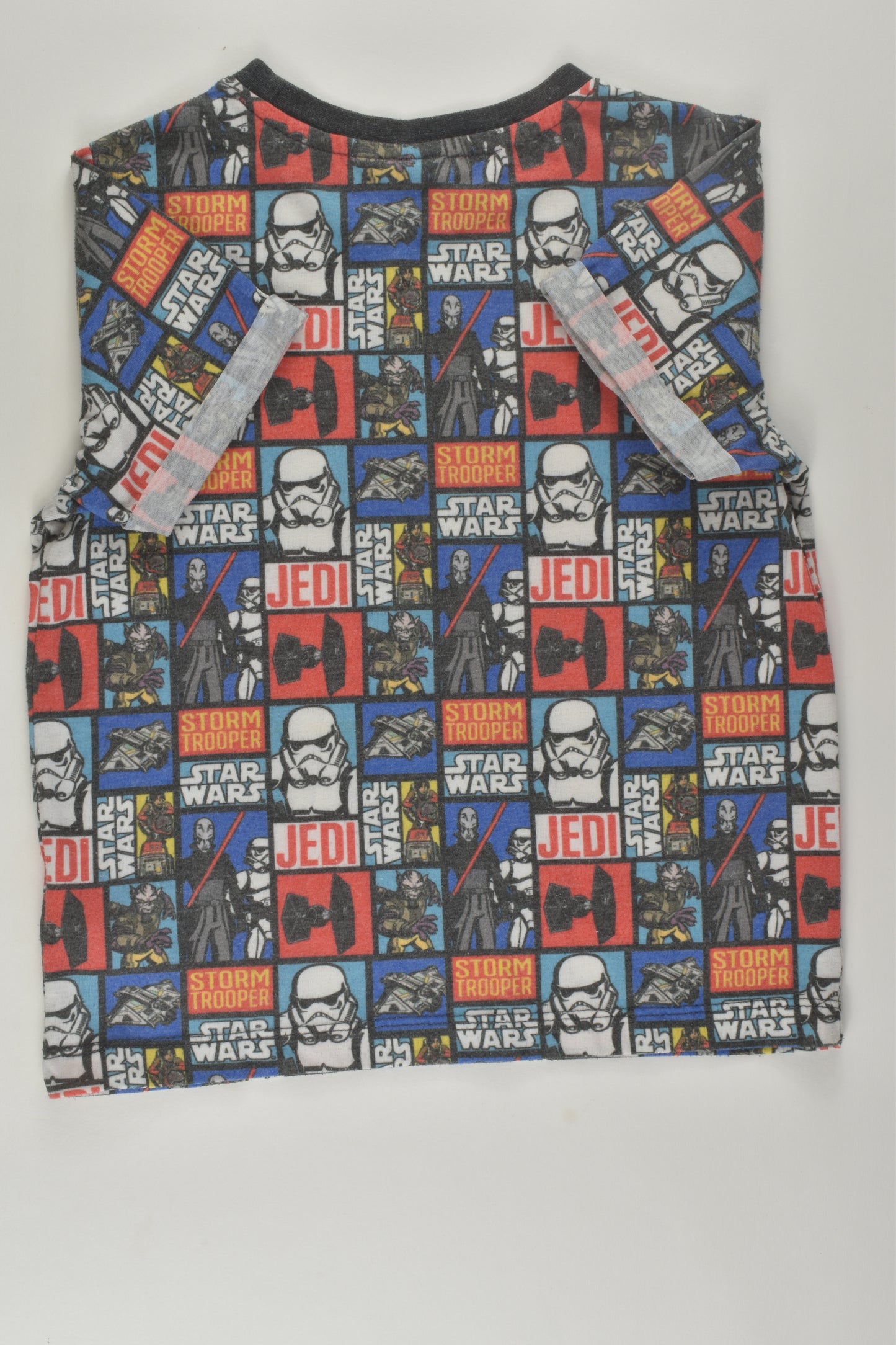 Star Wars Size 5-6 T-shirt