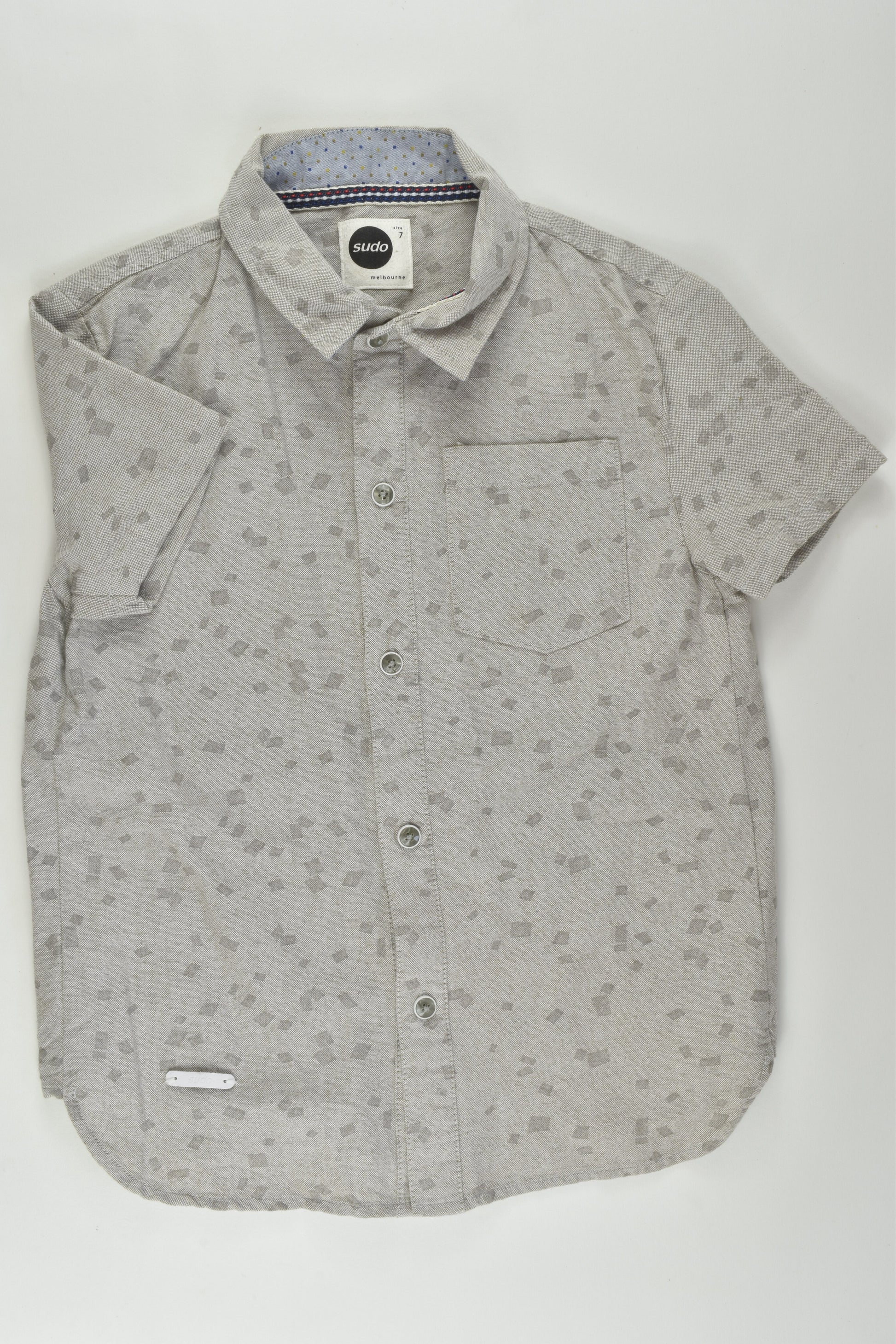 Sudo Size 7 Button-up Shirt