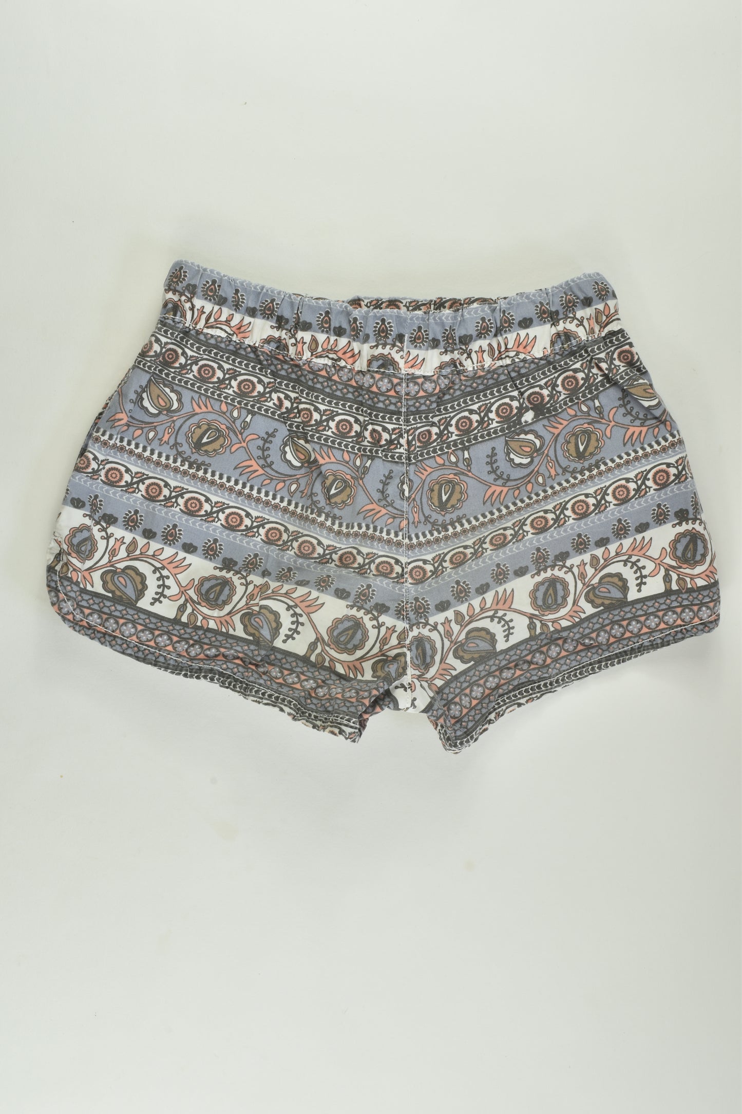Tilii Size 9 Shorts