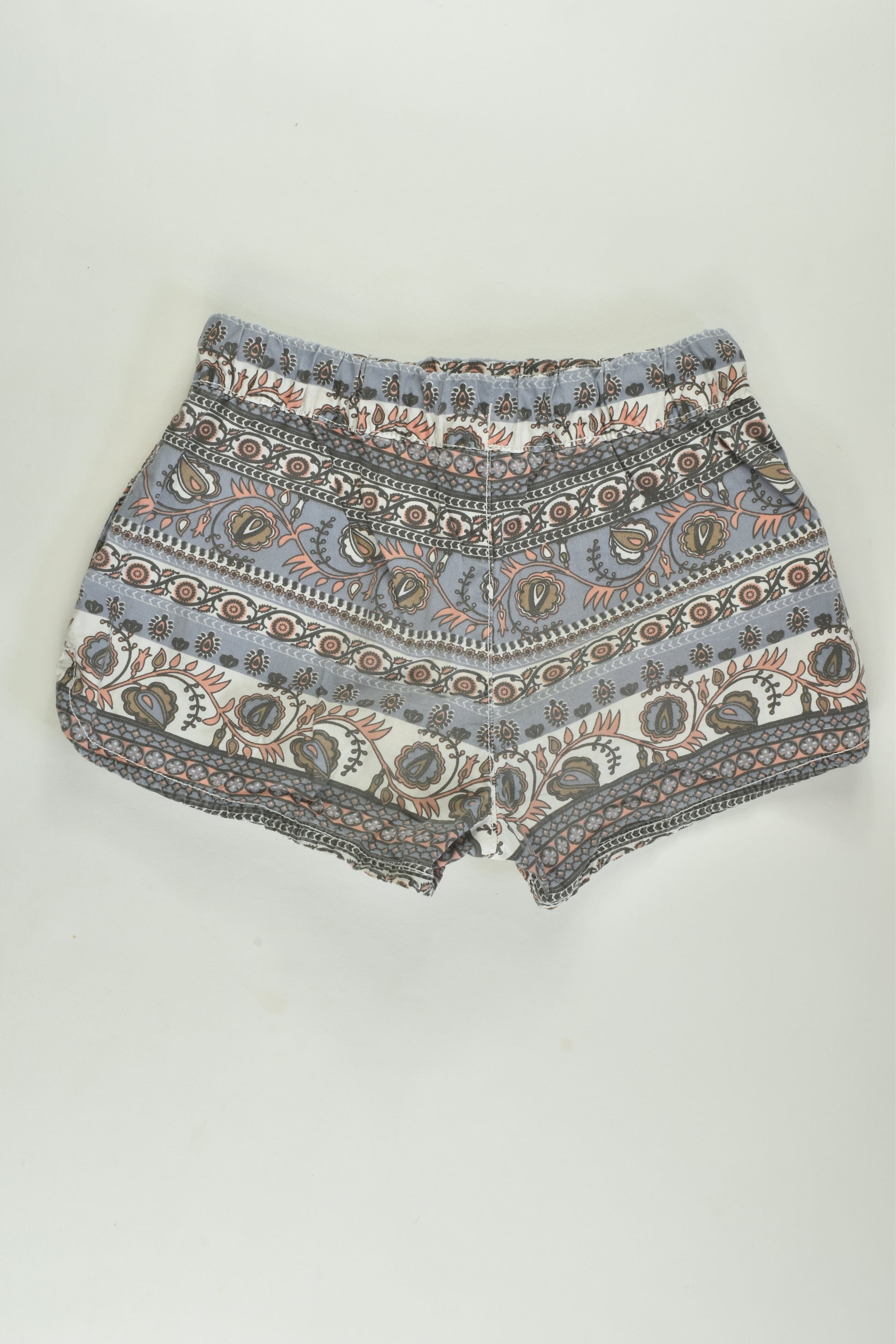 Tilii Size 9 Shorts