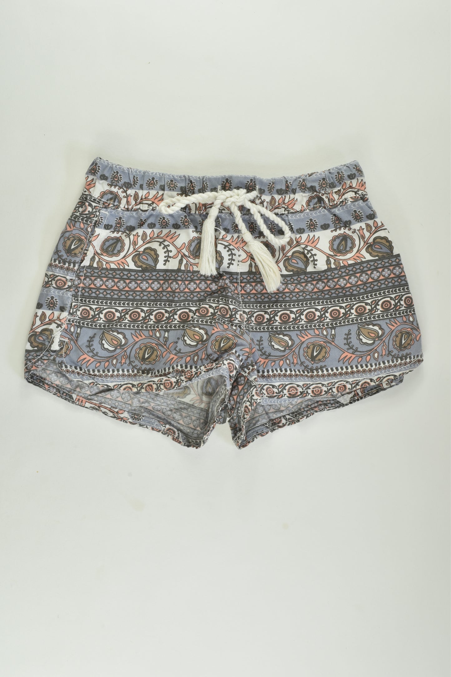 Tilii Size 9 Shorts