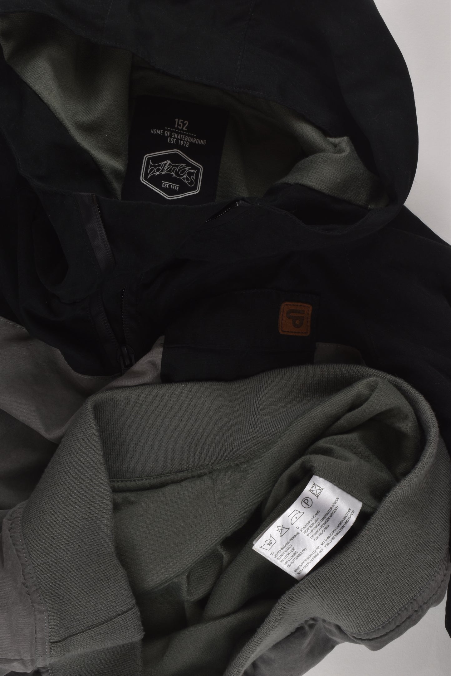 Titus Skate Co Size 12 Jacket