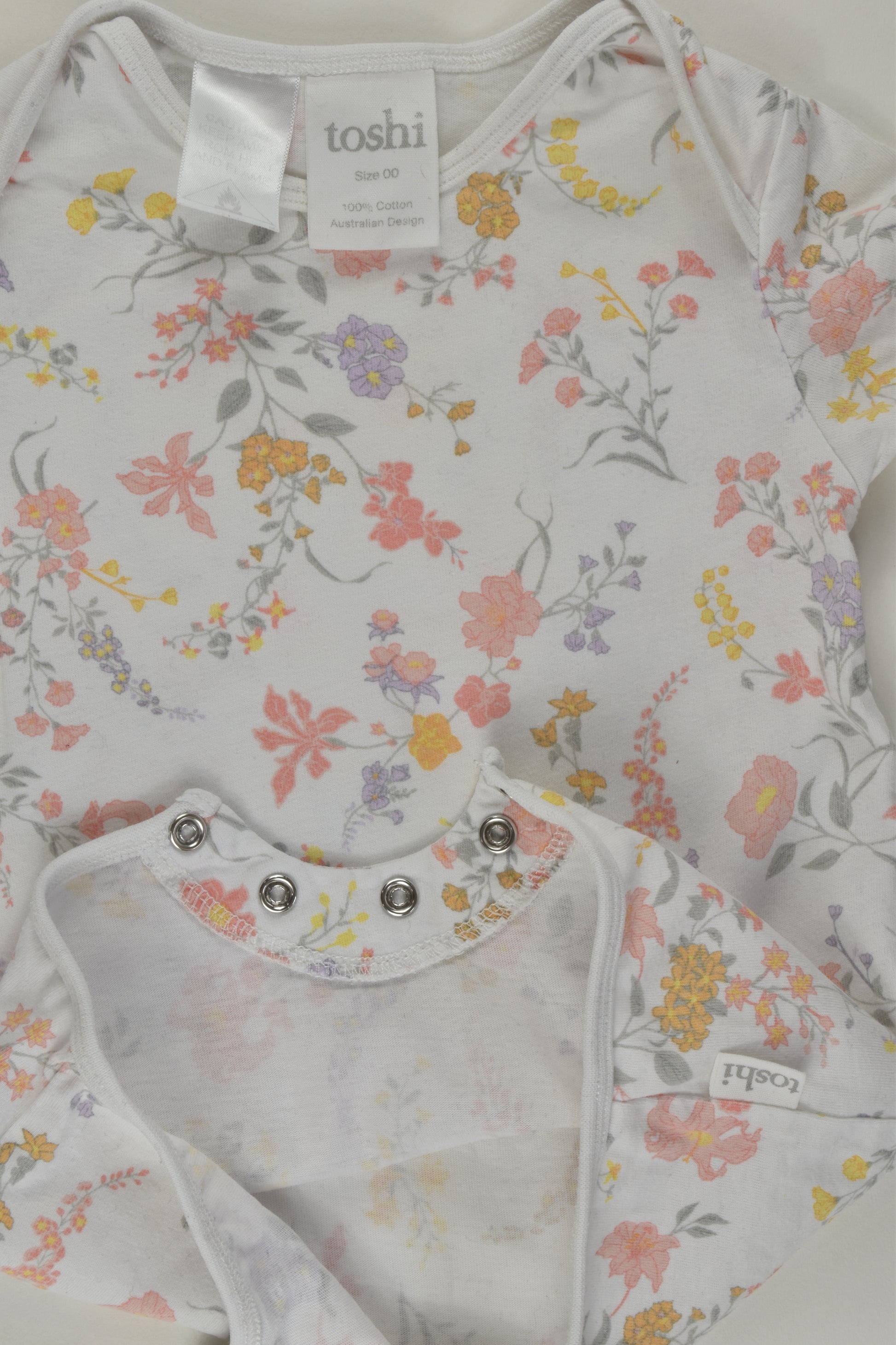 Toshi Size 00 Floral Short Romper