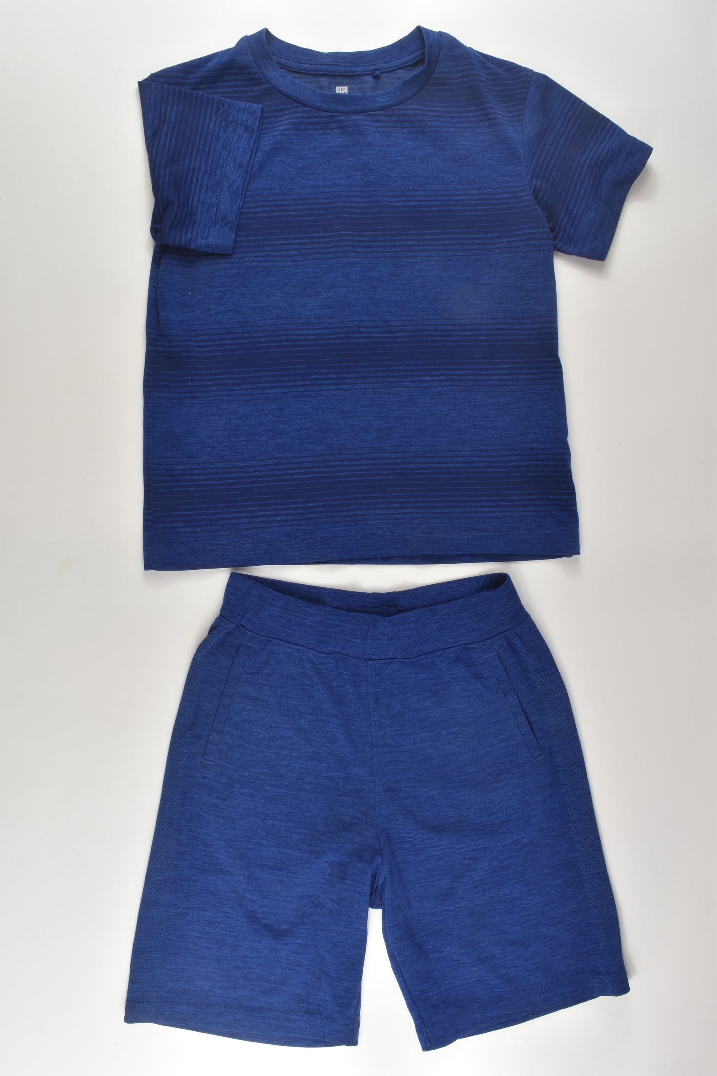 Uniqlo Size 5 Two Piece Sport Outfit