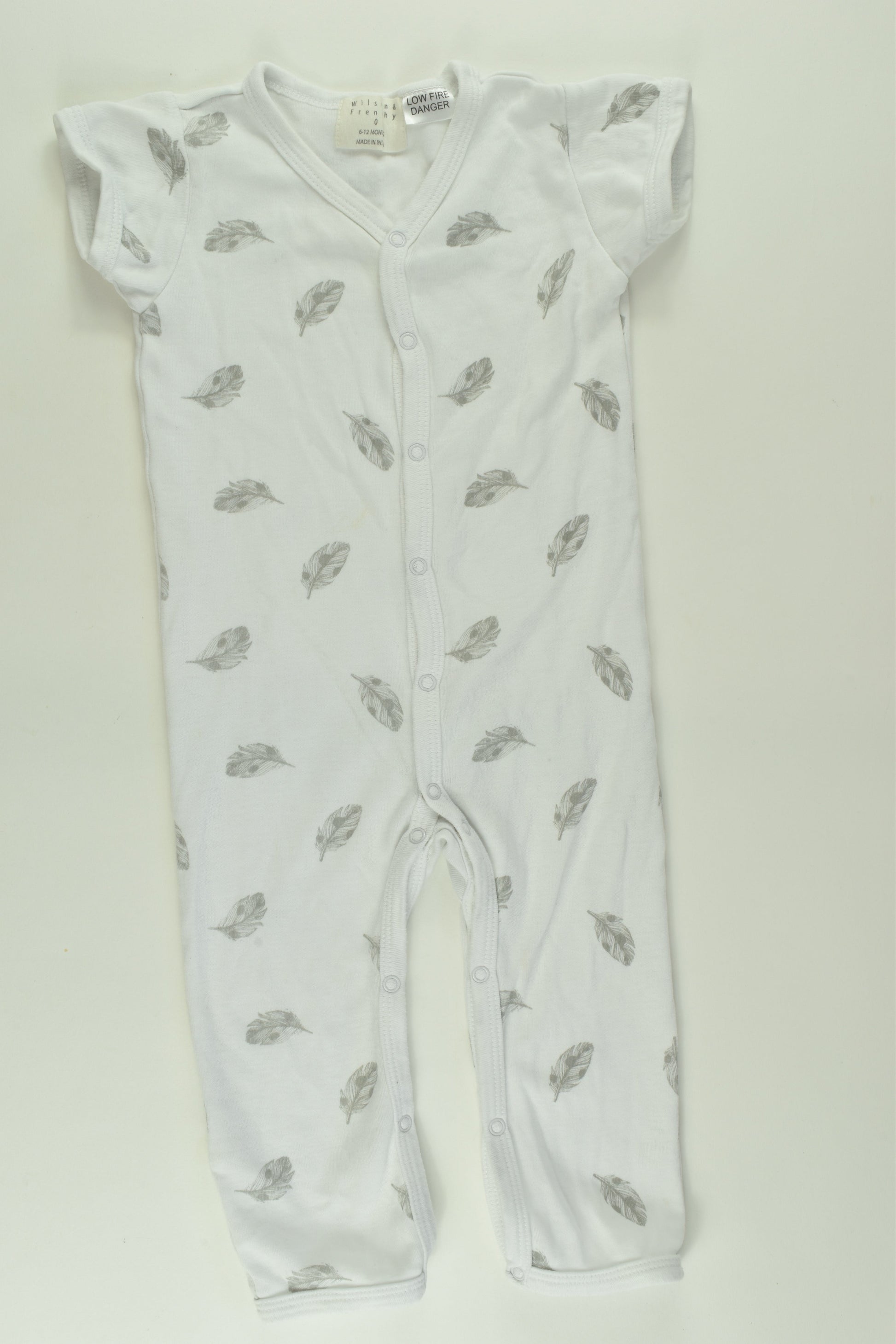 Wilson & Frenchy Size 0 Feather Short Romper