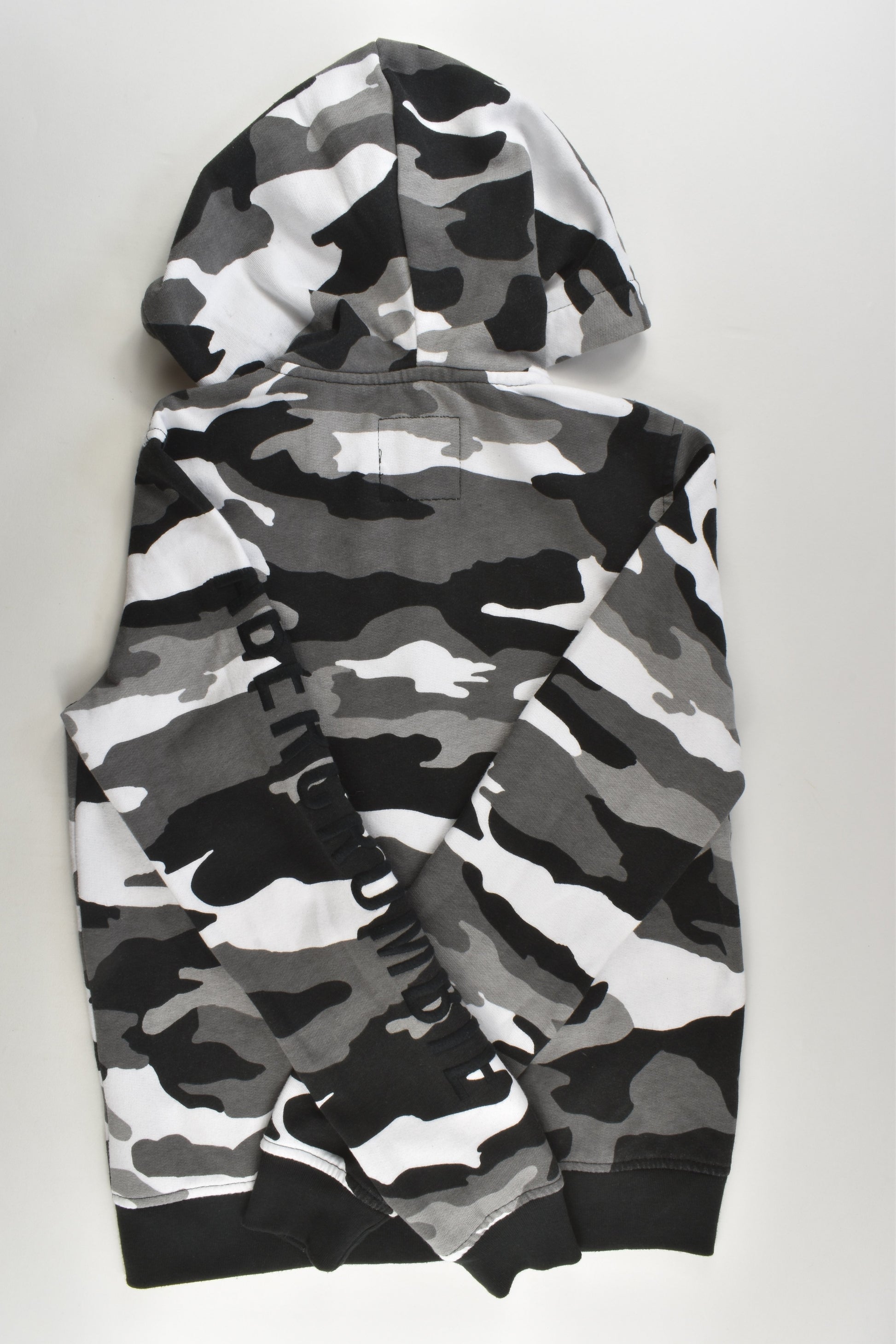 Abercrombie Kids Size 13-14 Camouflage Zip Jumper