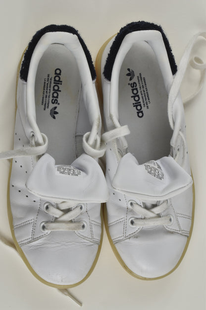 Adidas Stan Smith Size UK 4 Shoes