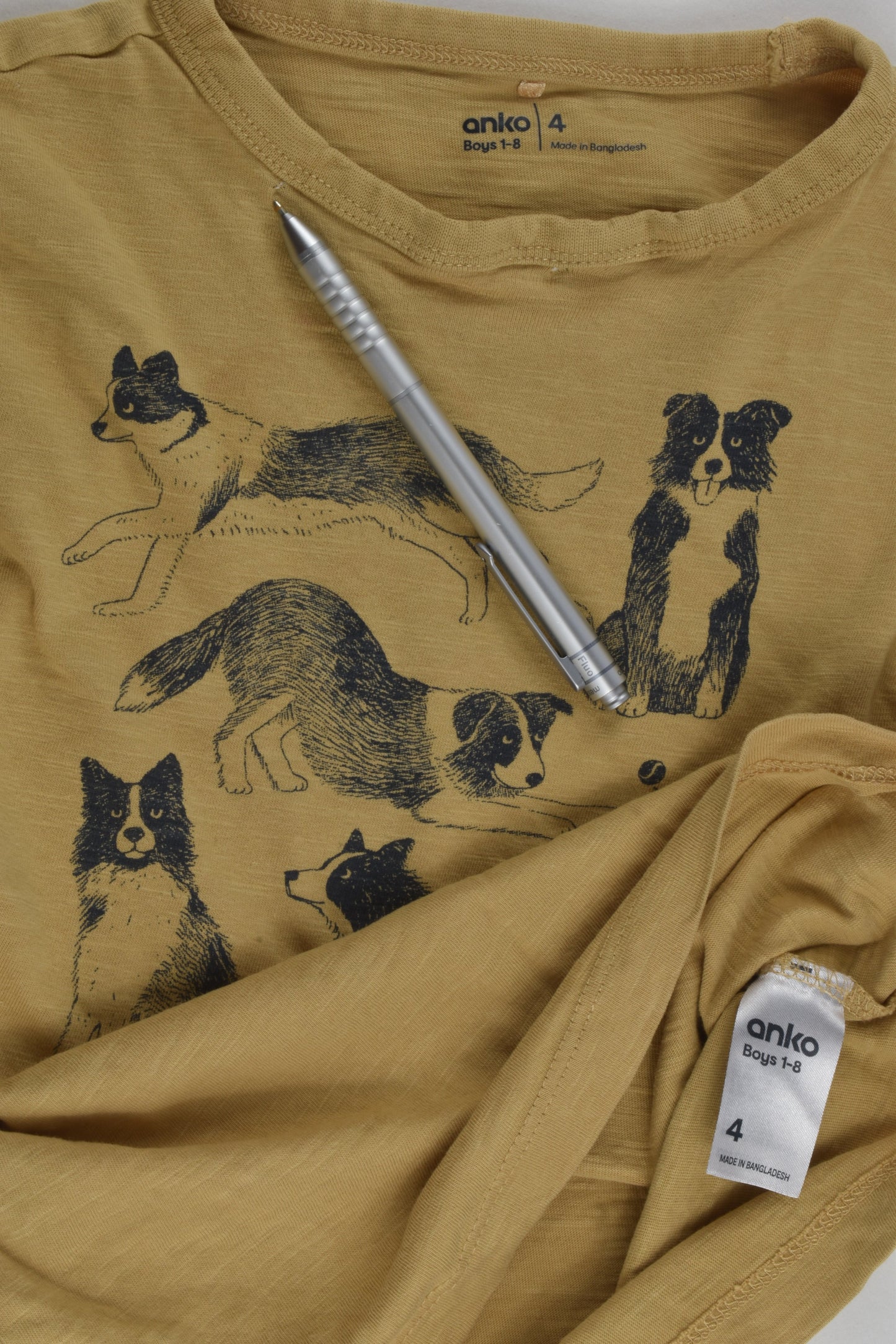 Anko Size 4 Dog T-shirt