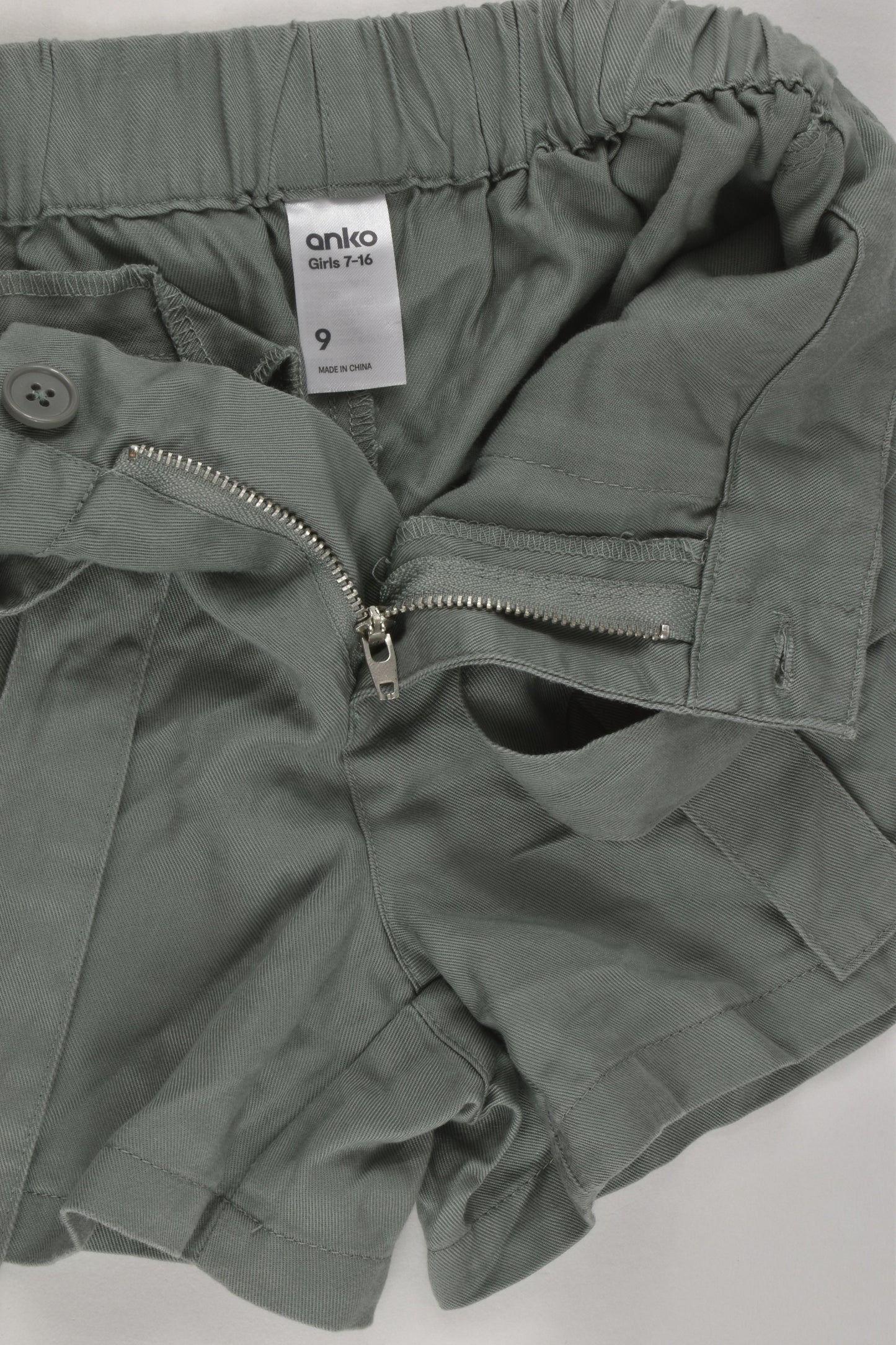 Anko Size 9 Shorts
