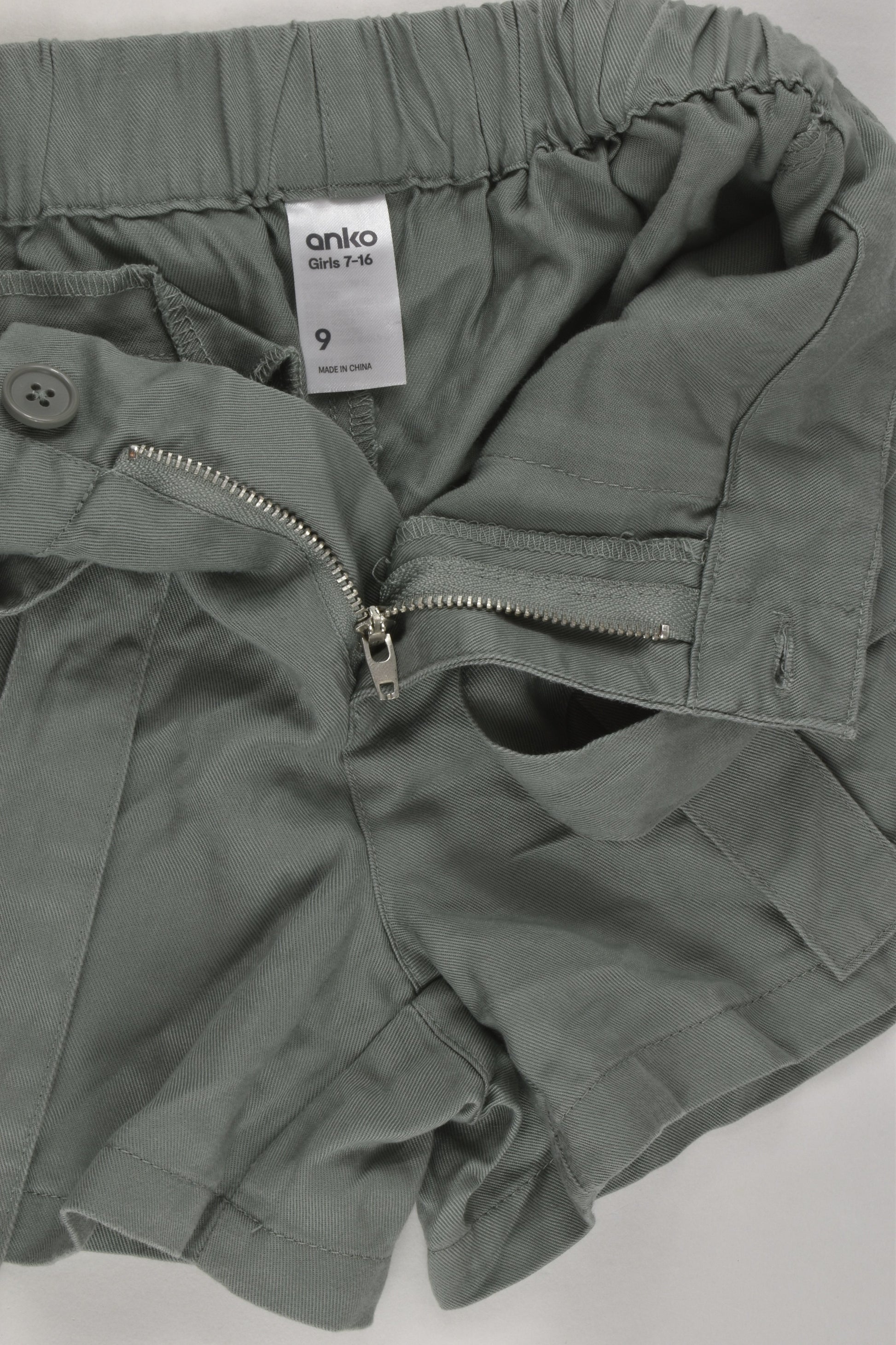 Anko Size 9 Shorts