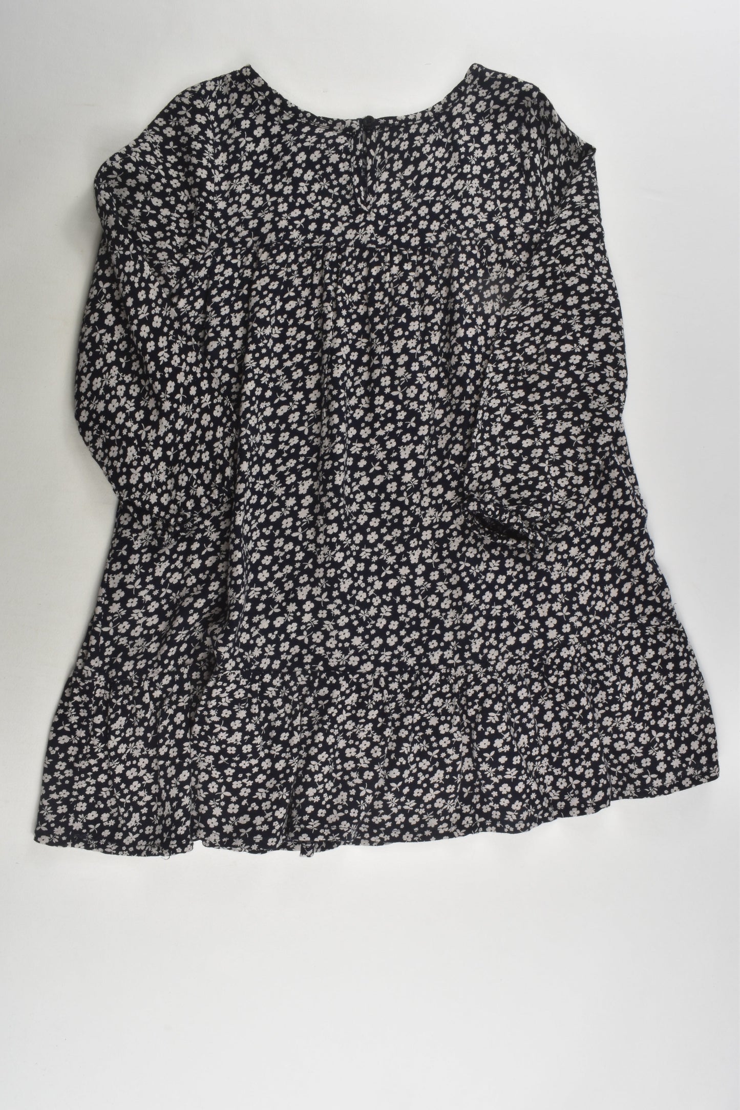 B Collection Size 4 Floral Viscose Dress