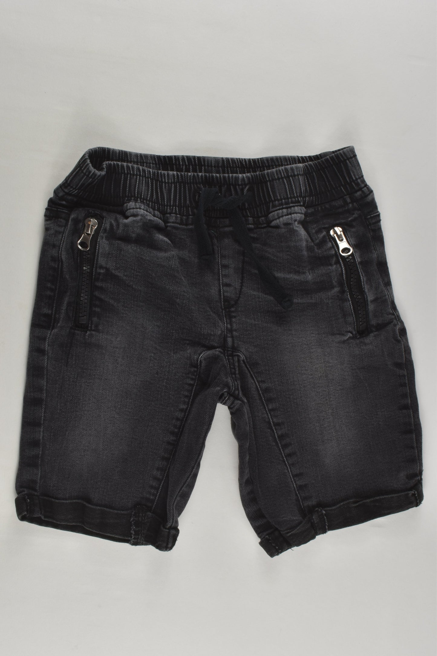 B Collection Size 4 Stretchy Denim Shorts