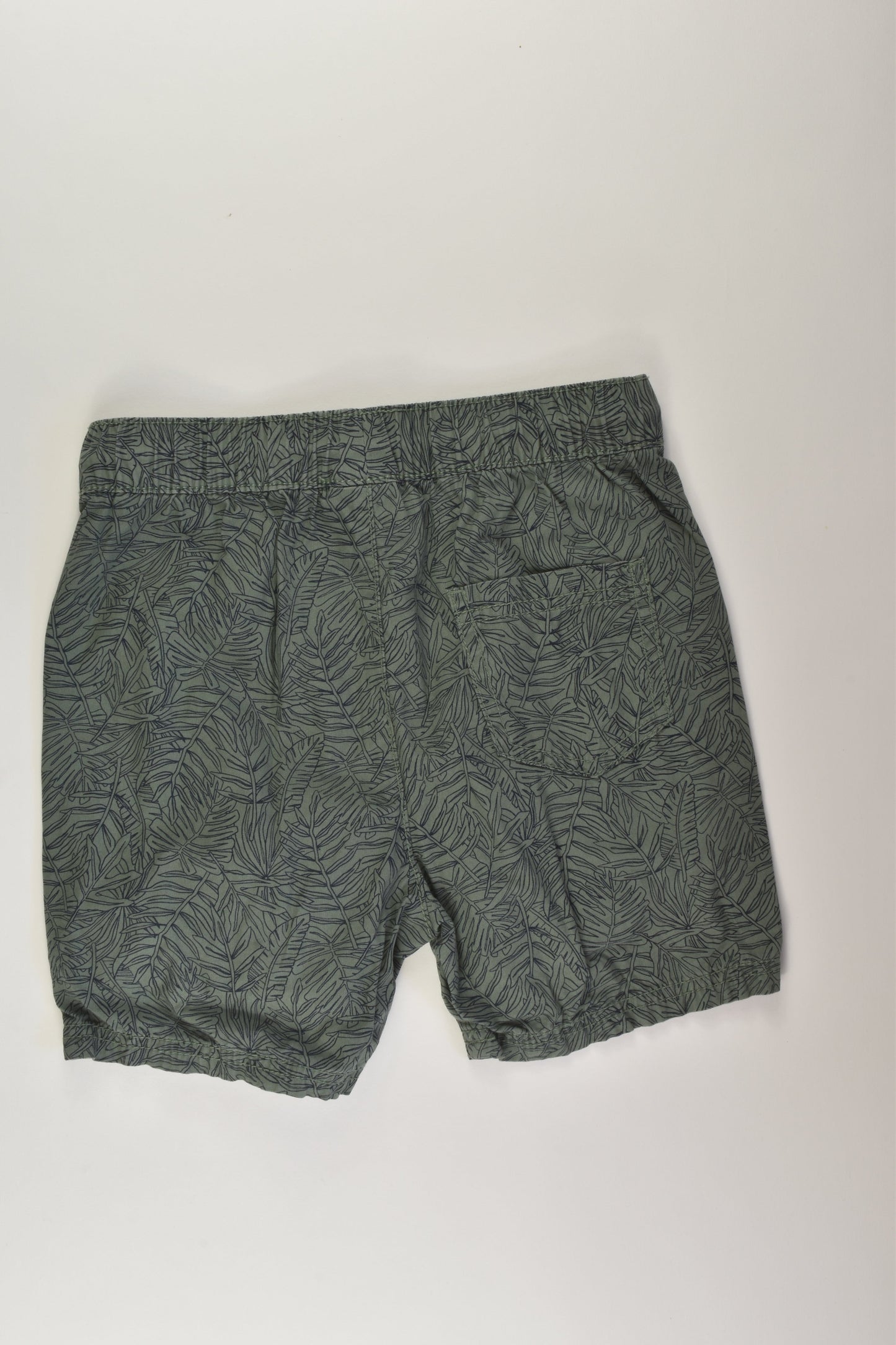 B Collection Size 8 Shorts