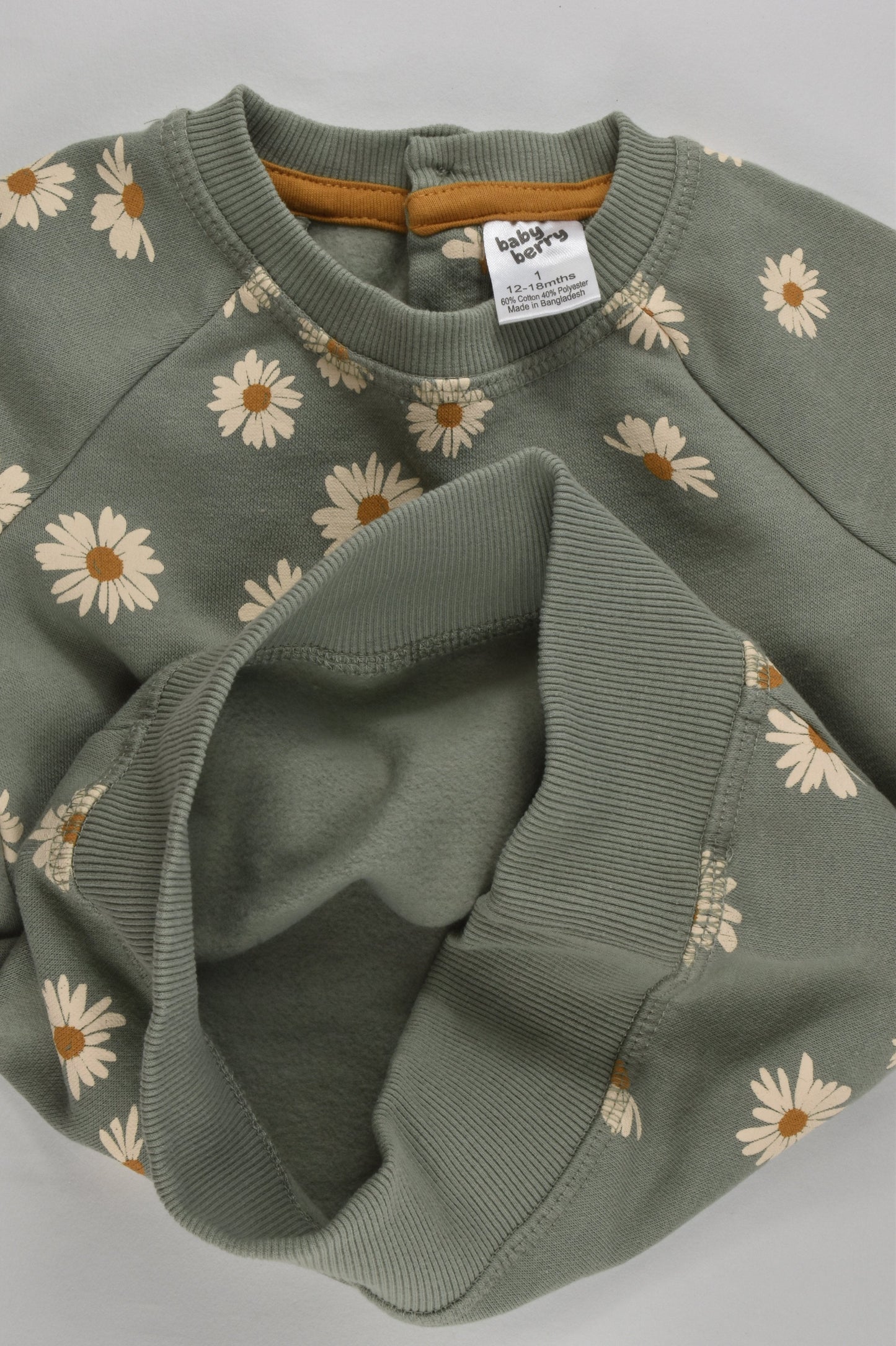 Baby Berry Size 1 Daisies Sweater