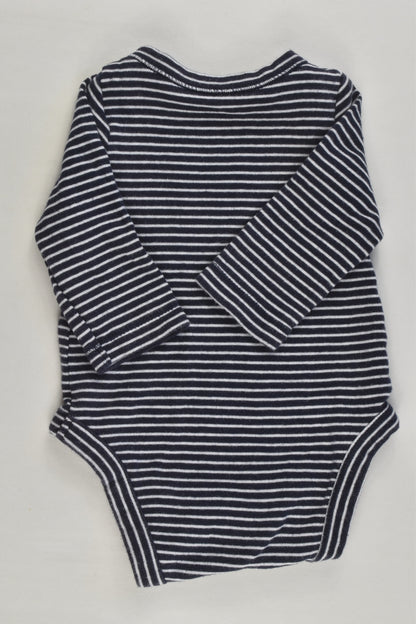 Baby Gap Size 0000 (0 months, 3 kg) Striped Bodysuit