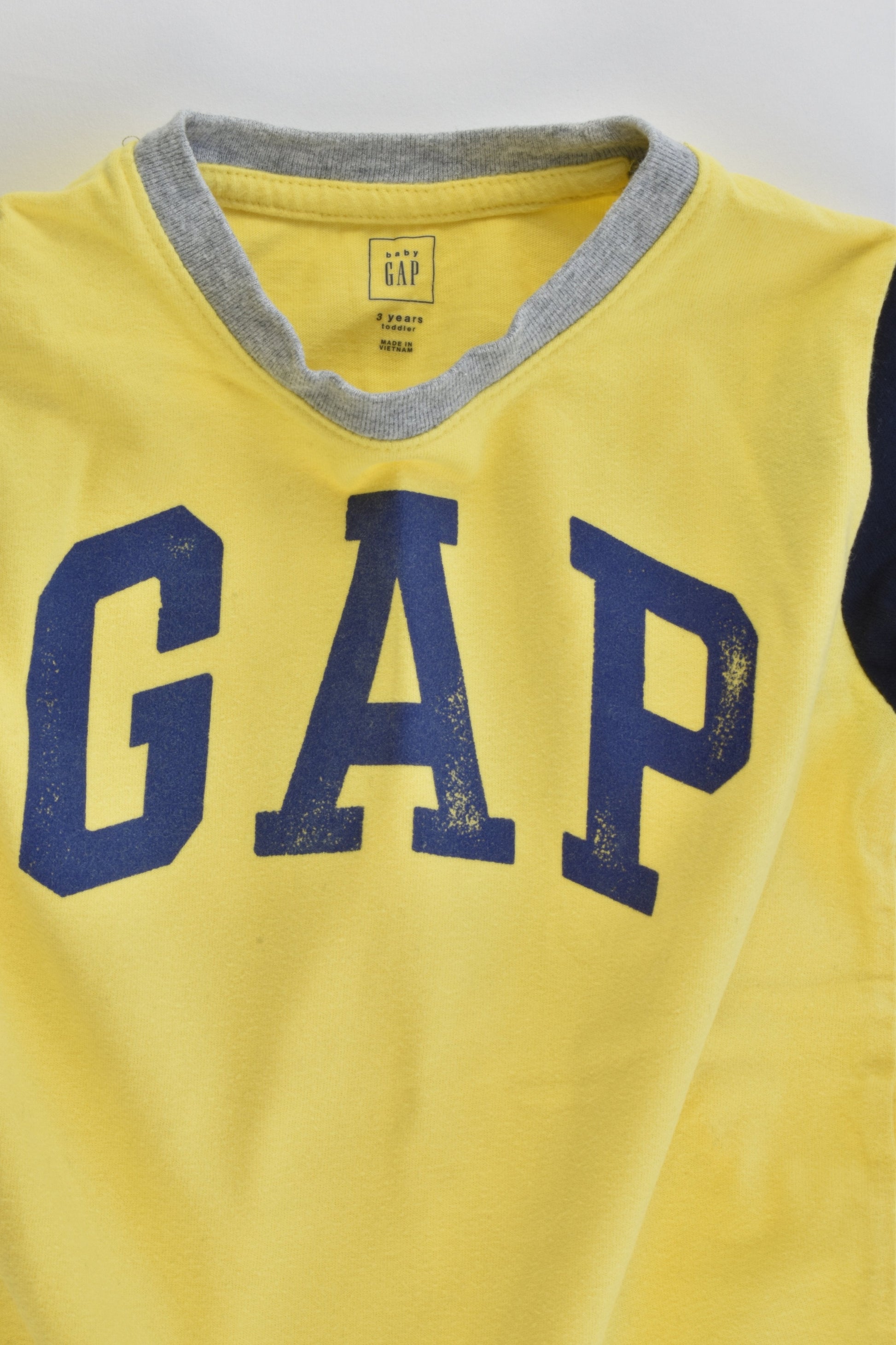 Baby Gap Size 3 T-shirt
