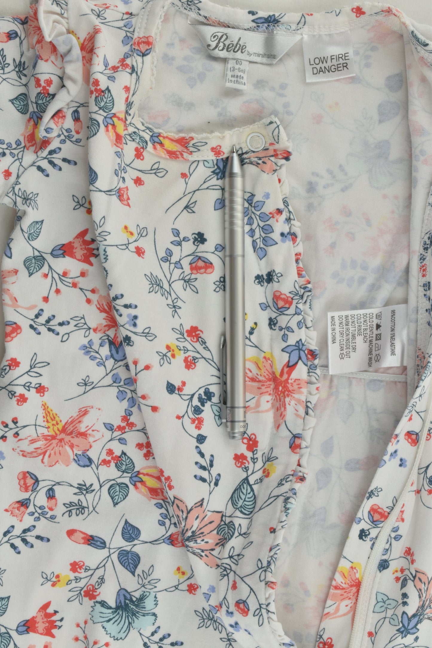Bébé by Minihaha Size 00 Floral Romper