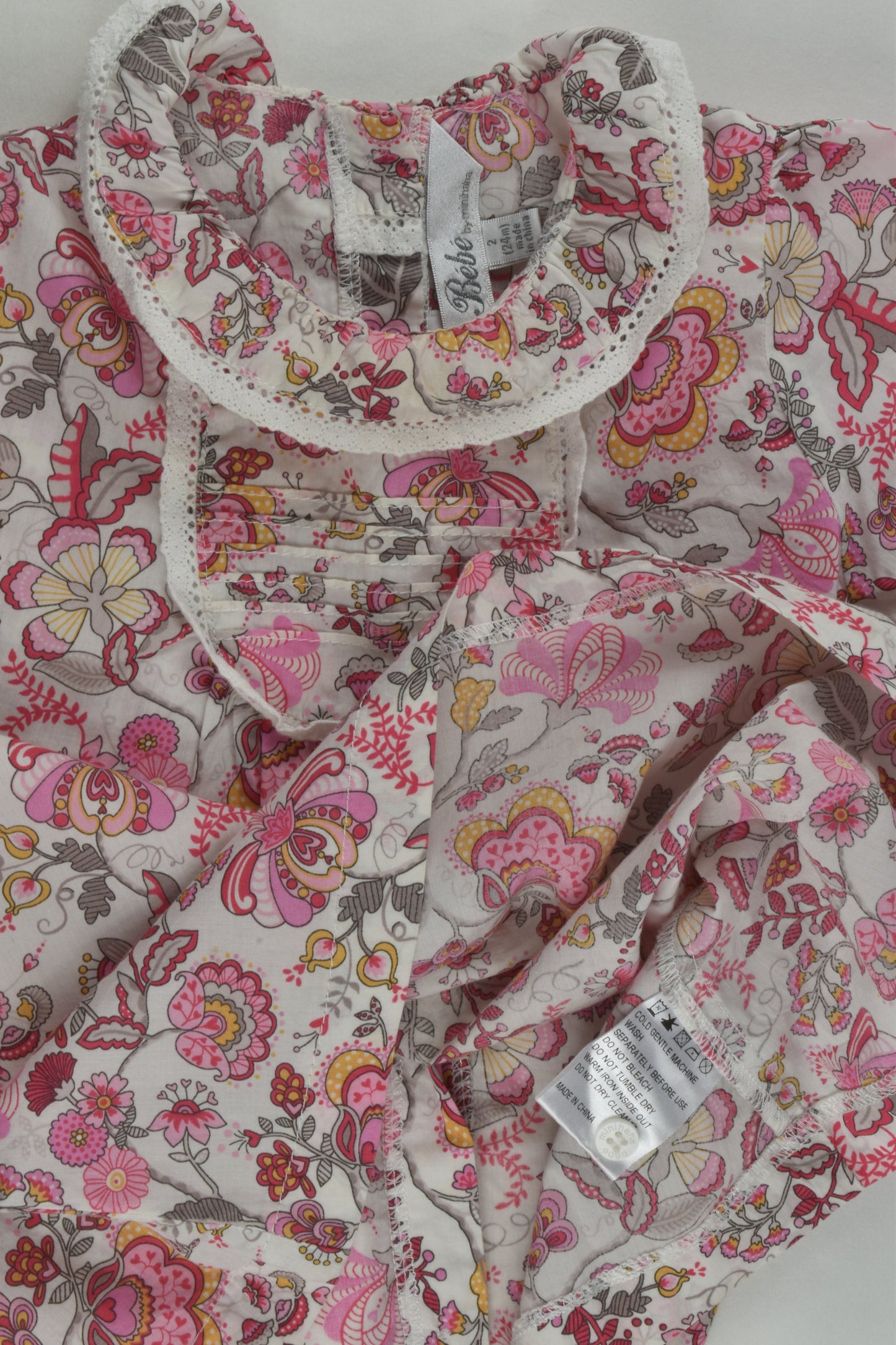 Bébé by Minihaha Size 2 Floral Blouse