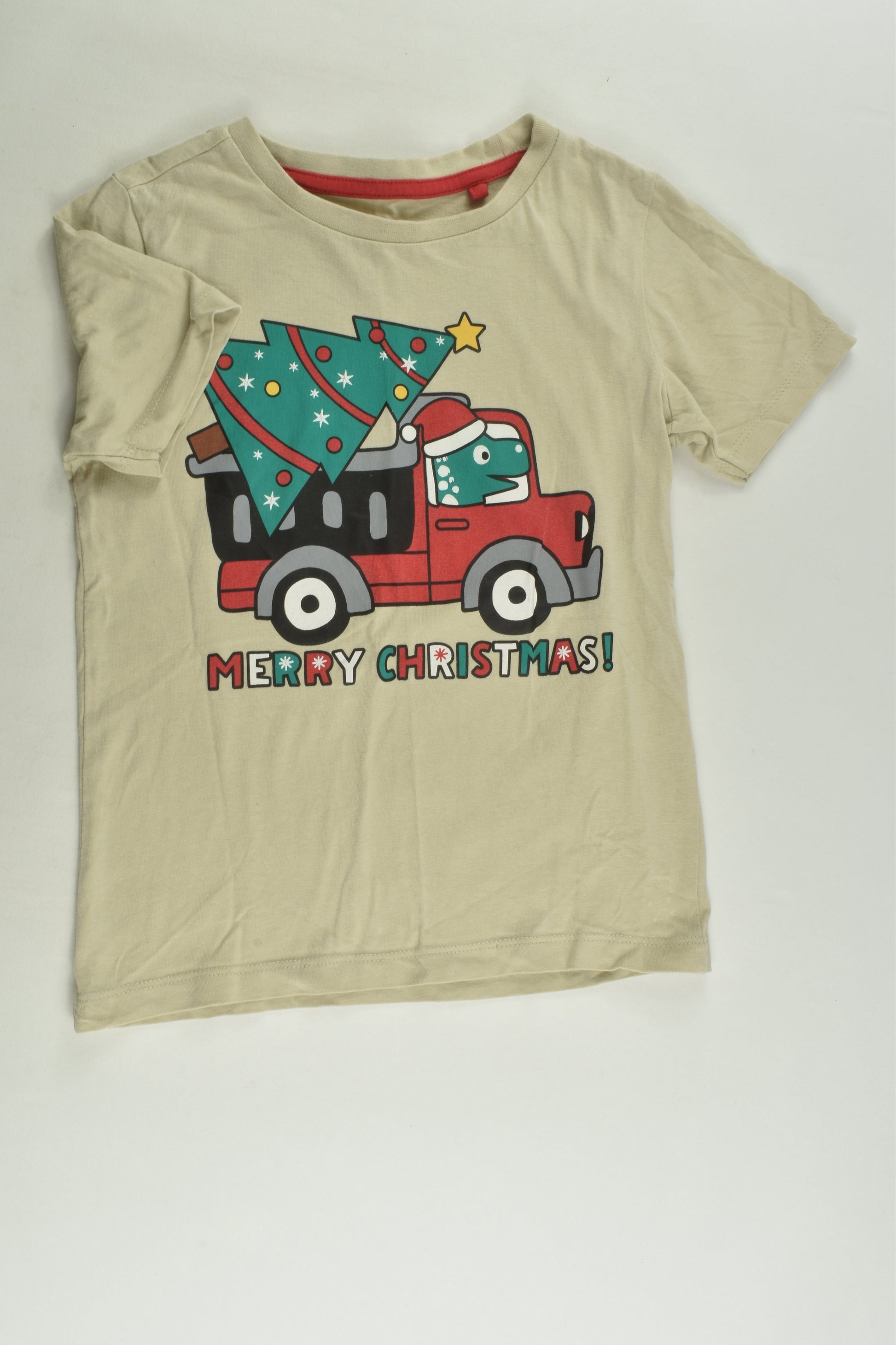 Best & Less Size 4 Christmas T-shirt