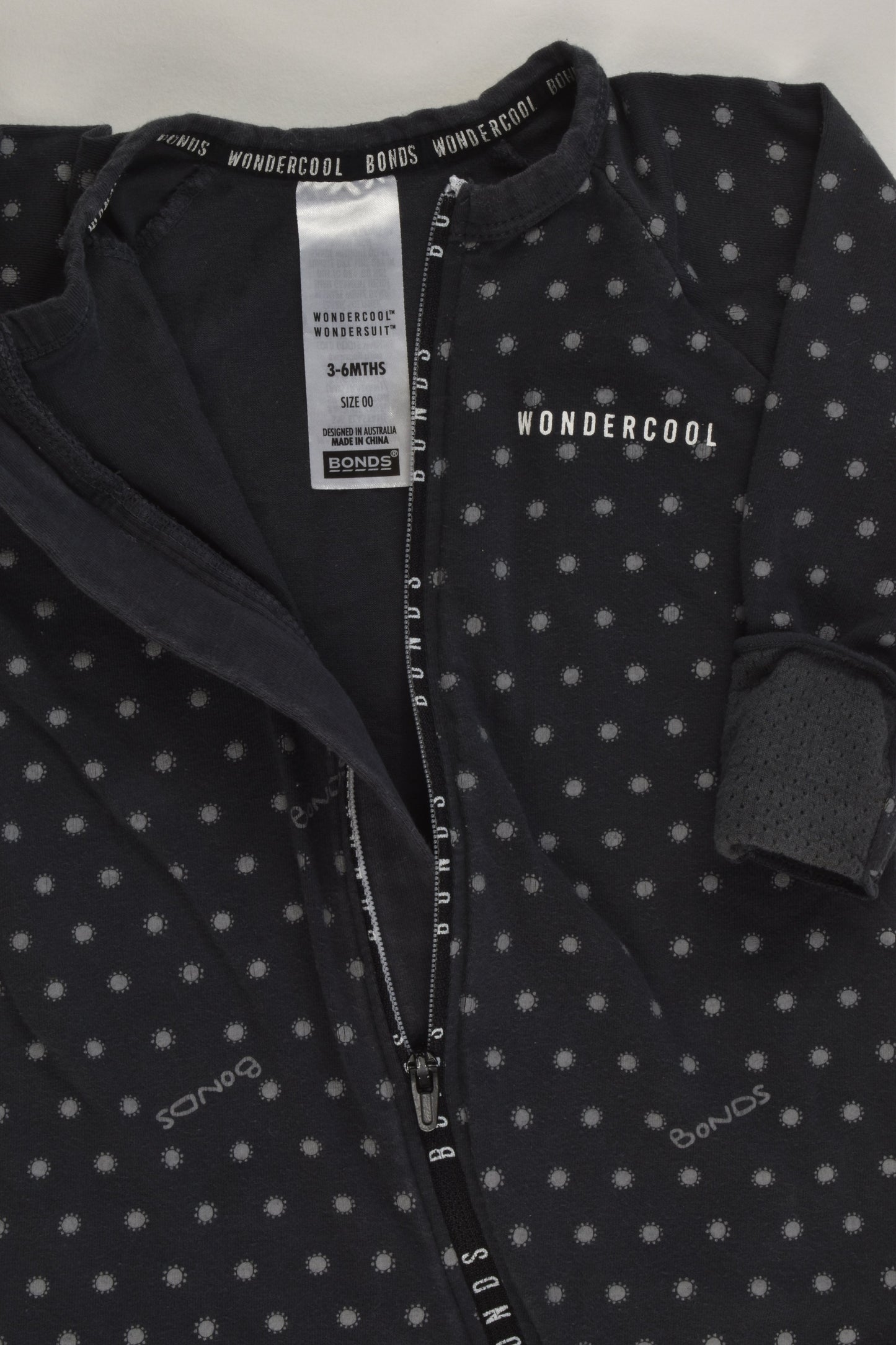 Bonds Size 00 (3-6 months) Wondercool Wondersuit