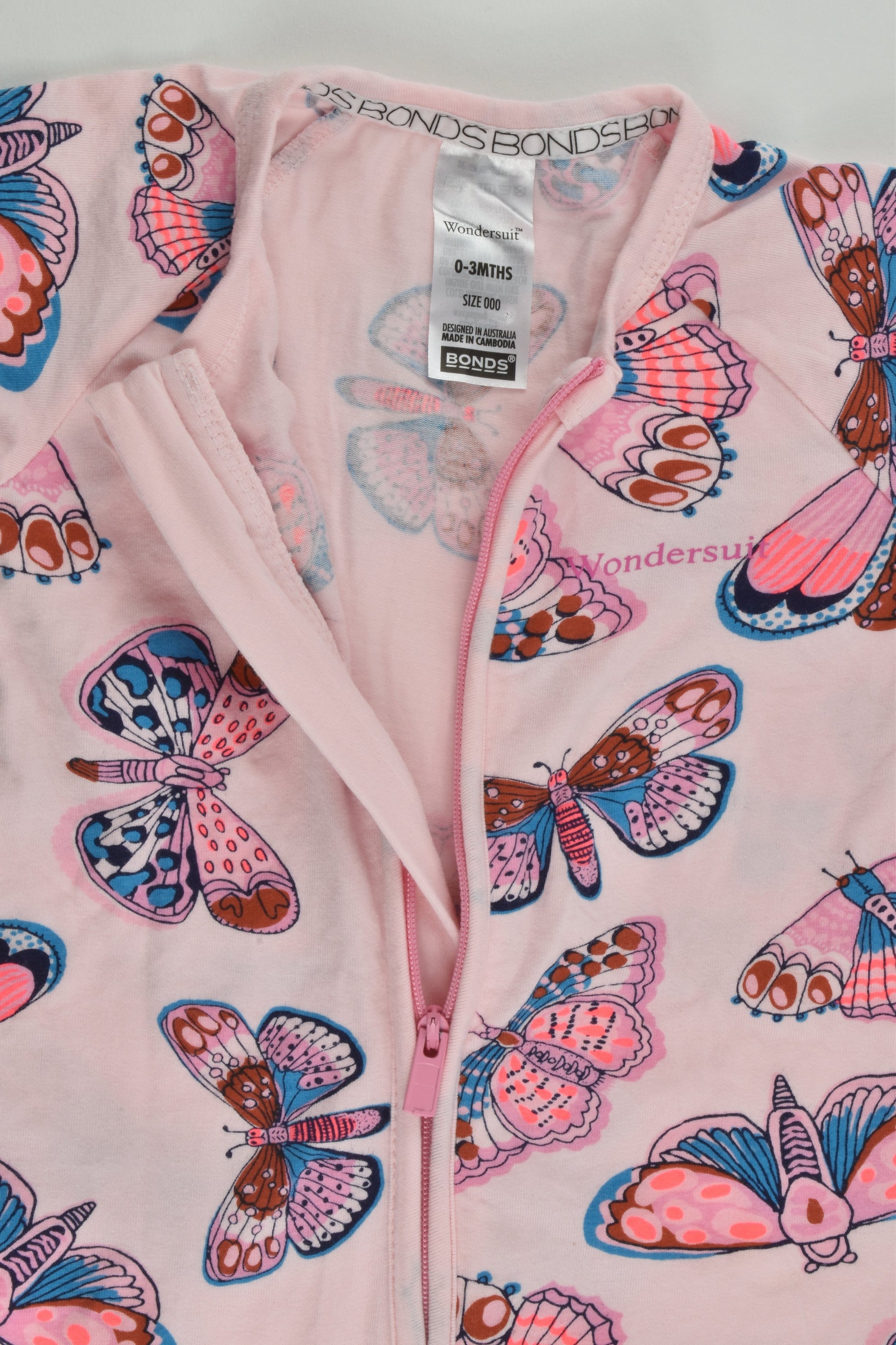 Bonds Size 000 (0-3 months) Butterflies Short Wondersuit