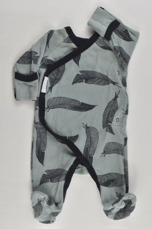 Bonds Size 0000 Feathers Wrap Footed Romper