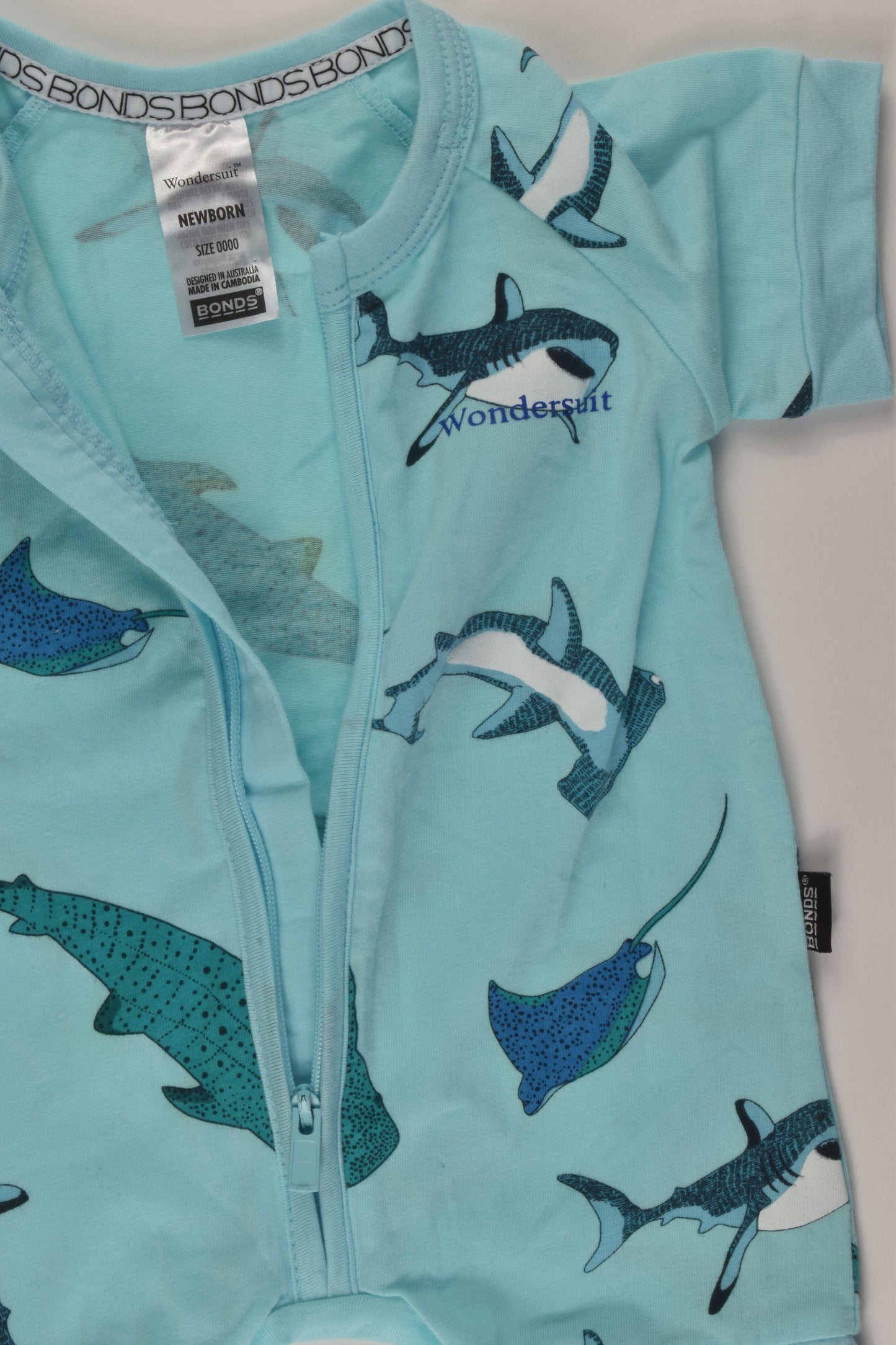 Bonds Size 0000 Shark Wondersuit