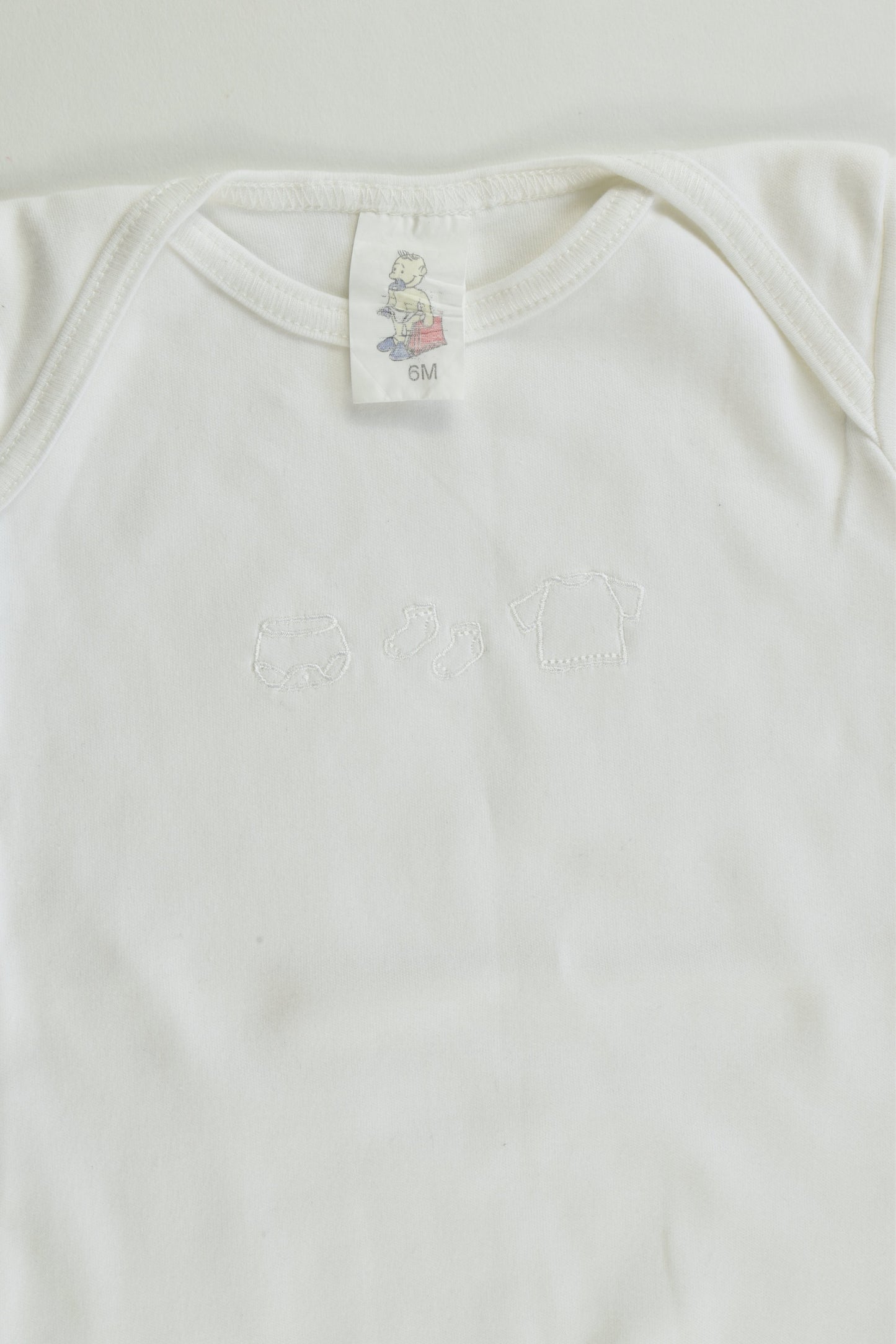 Brand Unknown (Portugal) Size 6 months Bodysuit