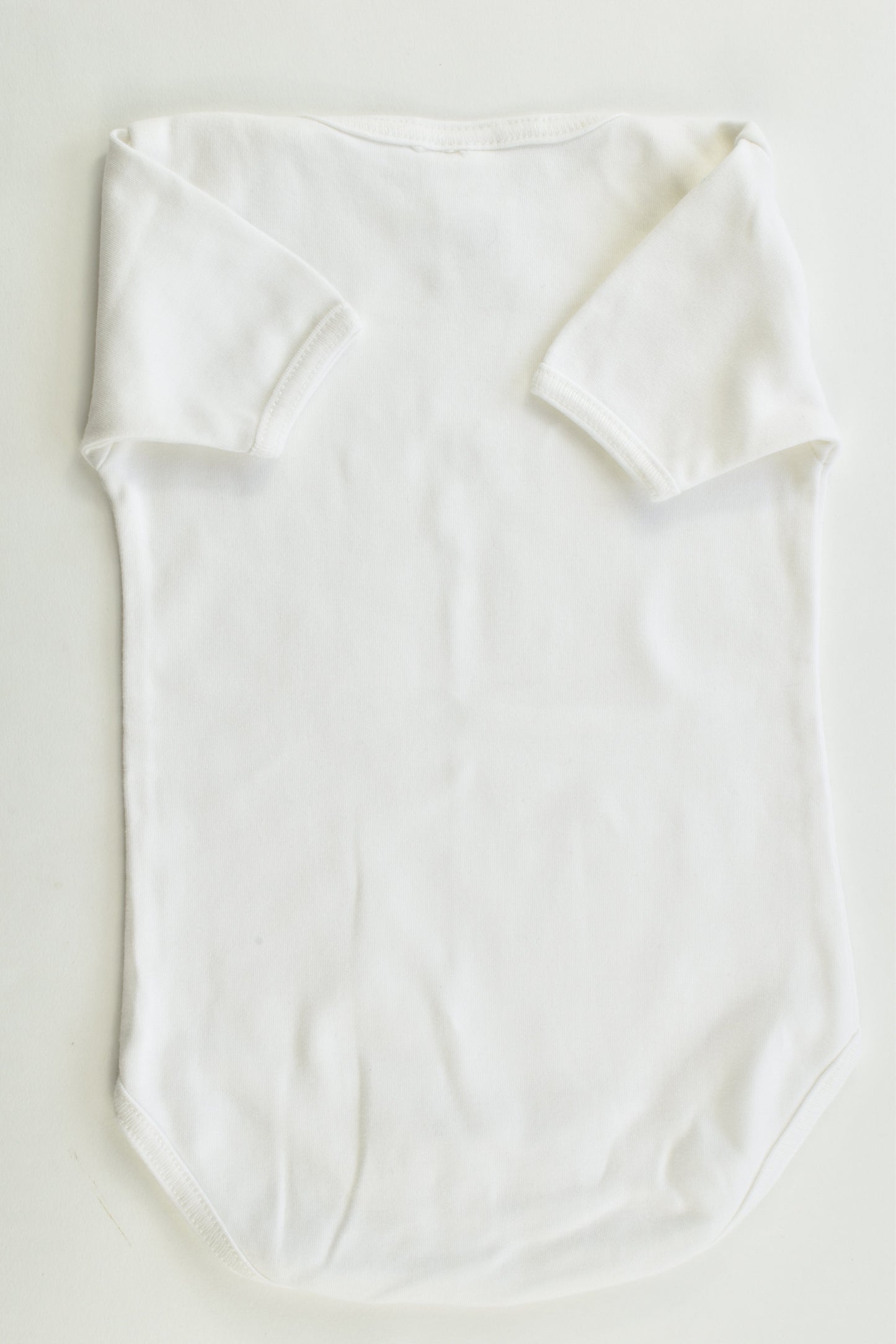 Brand Unknown (Portugal) Size 6 months Bodysuit
