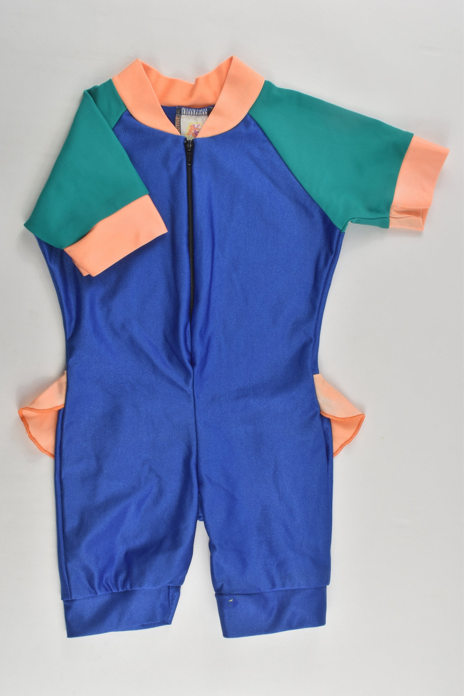 Brand Unknown Size 2 UV Deflective Action Wear