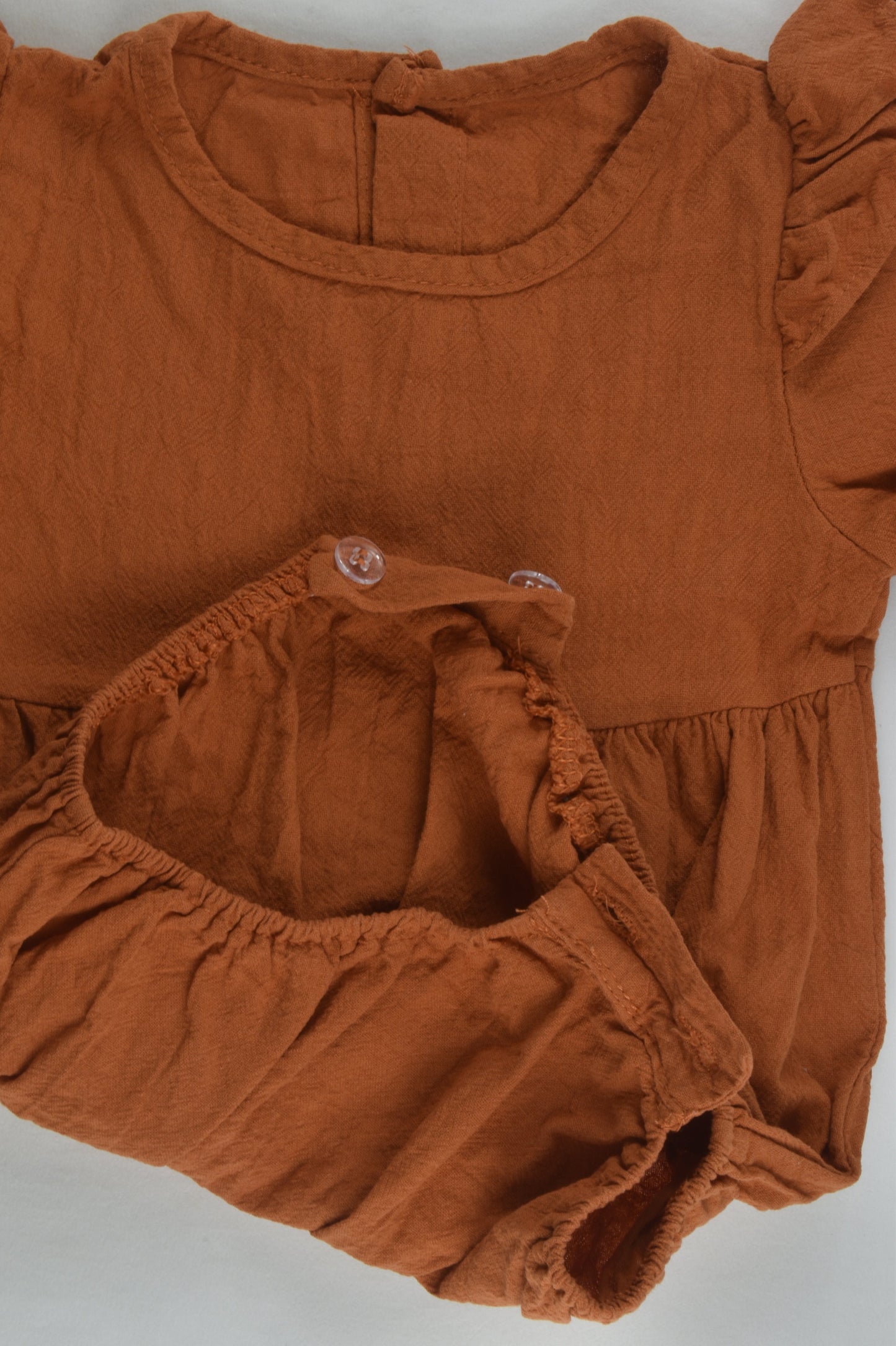 Brand Unknown Size approx 0 Romper