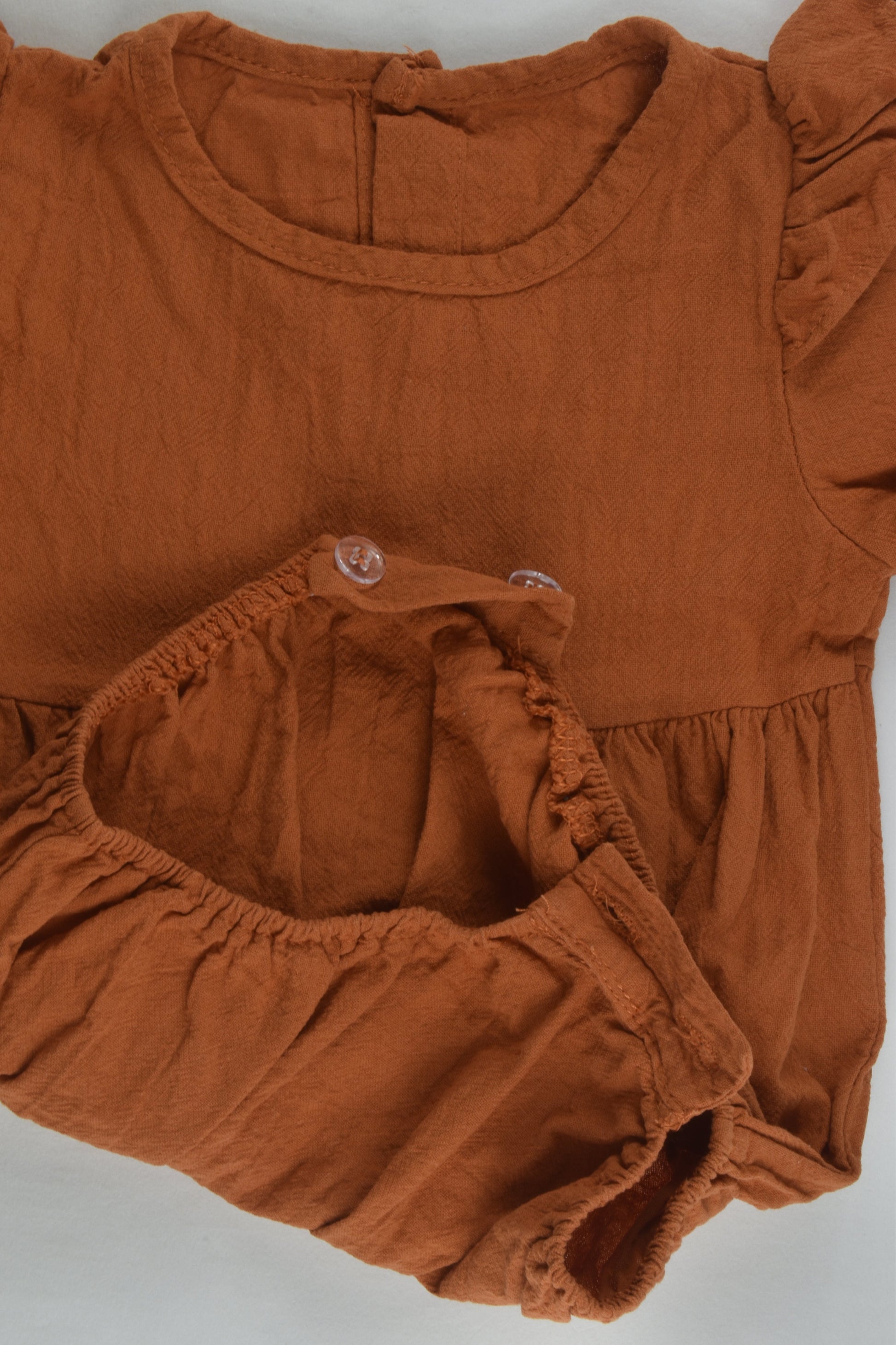 Brand Unknown Size approx 0 Romper