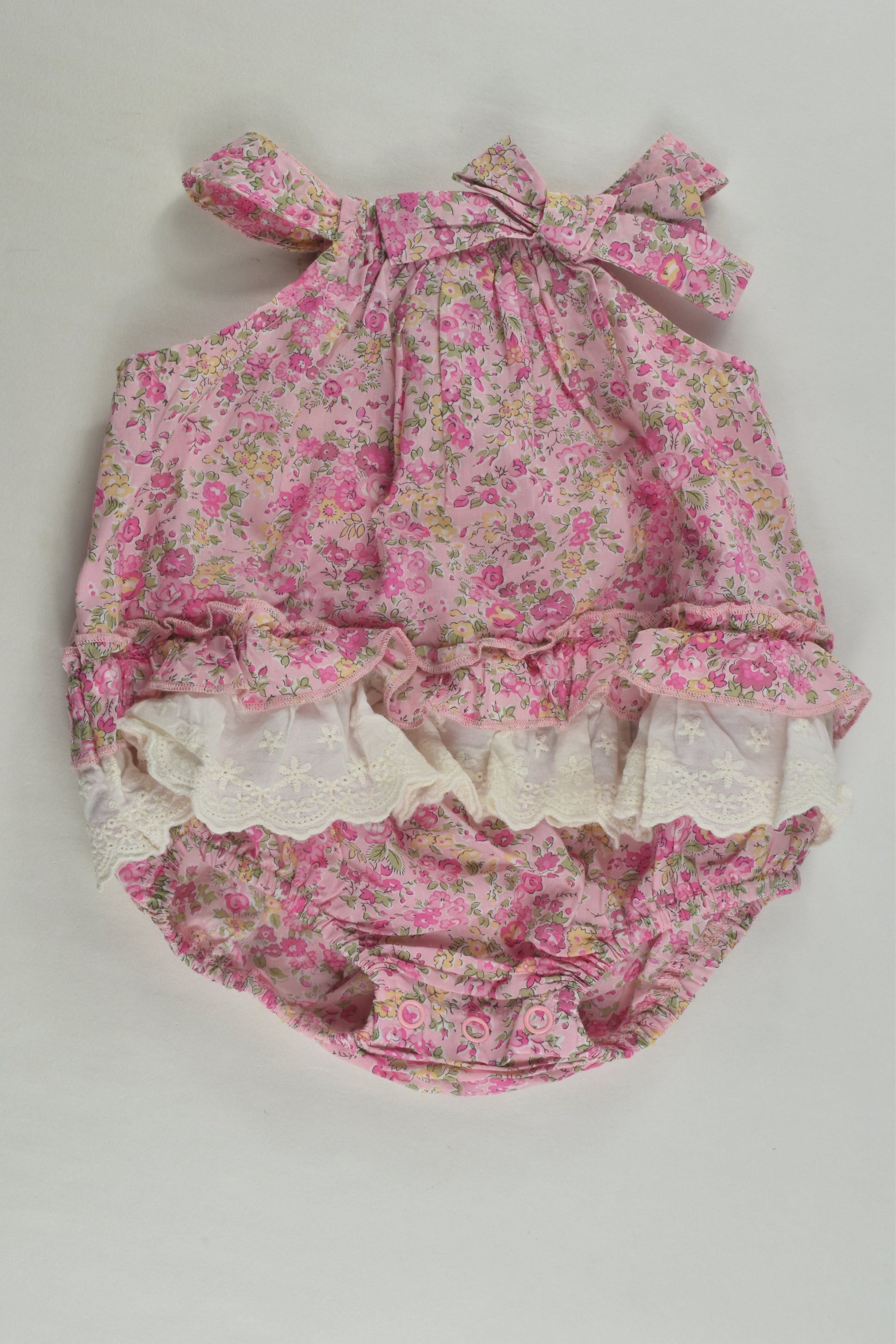 Brand Unknown Size approx 000 Floral Bubble Romper