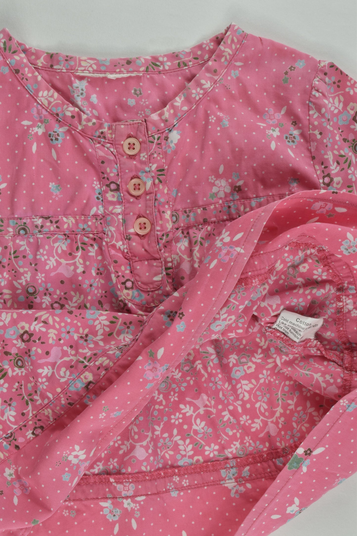 Brand Unknown Size approx 1 Birds and Flowers Blouse