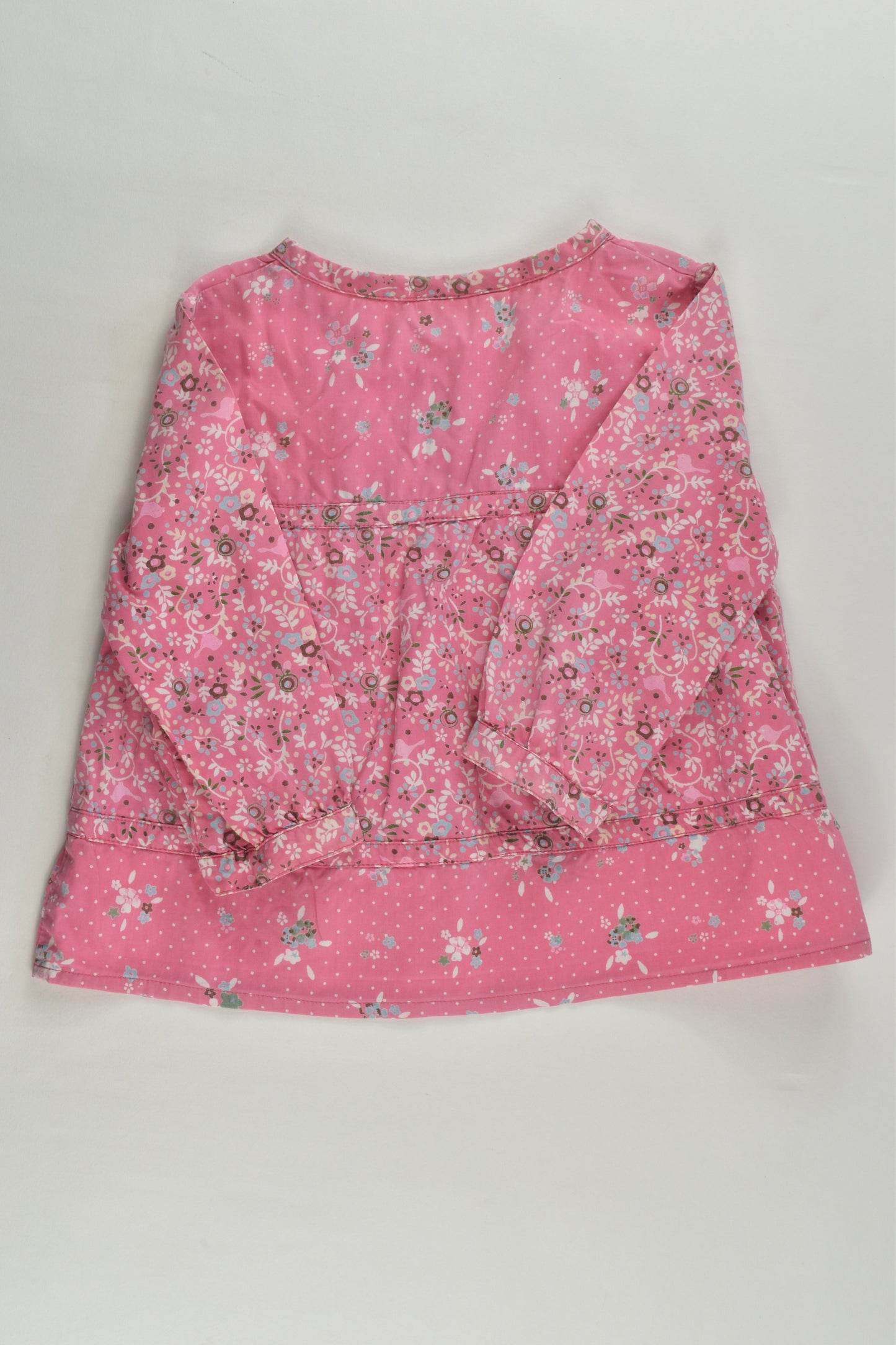 Brand Unknown Size approx 1 Birds and Flowers Blouse