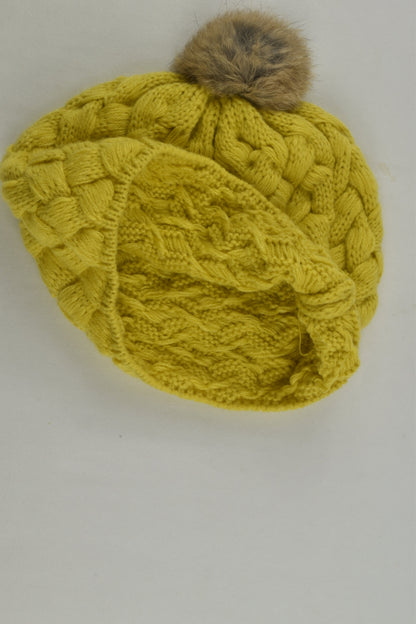 Brand Unknown Size approx 3-6 Knit Beanie