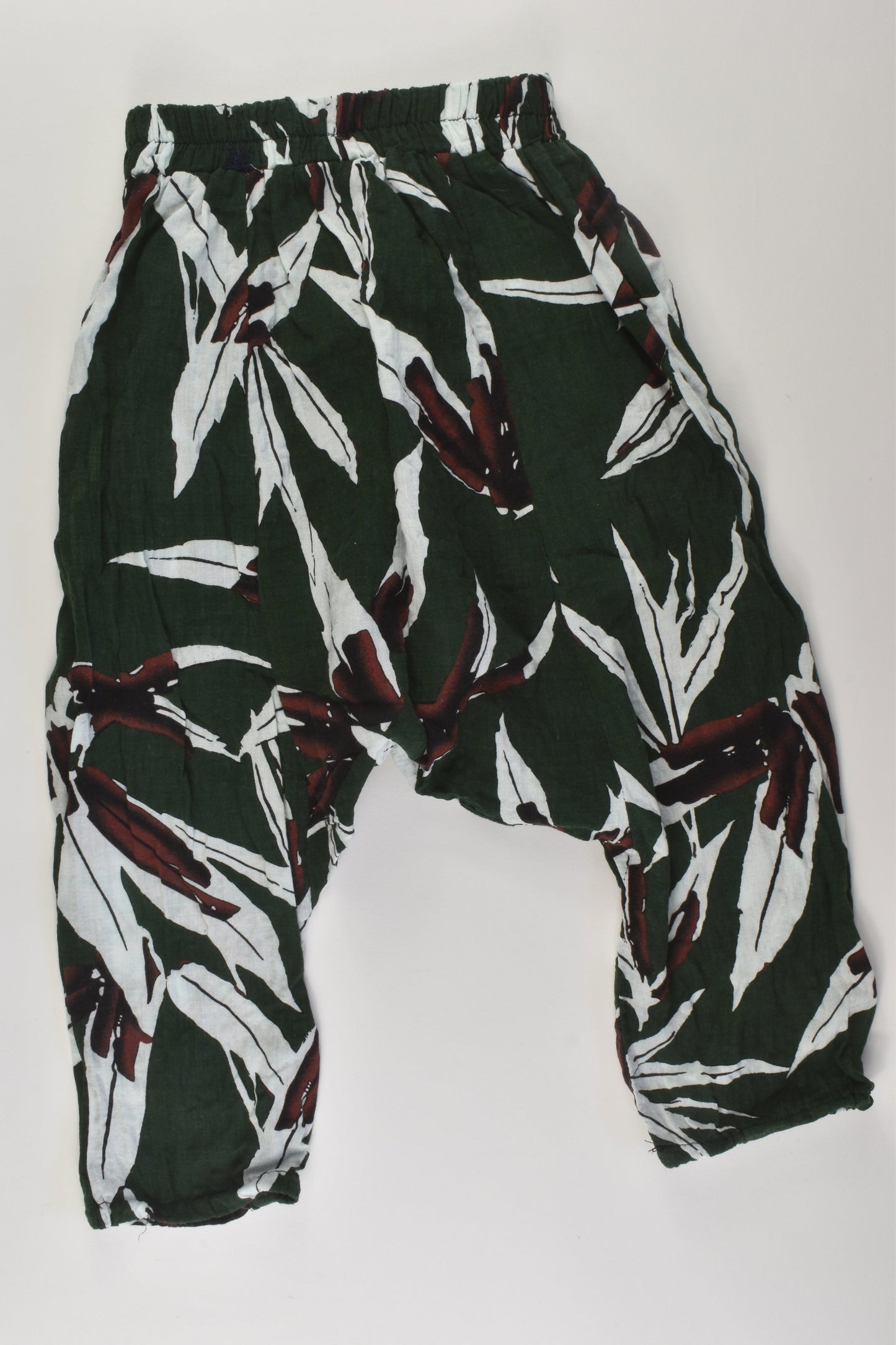 Brand Unknown Size approx 3 Harem Pants
