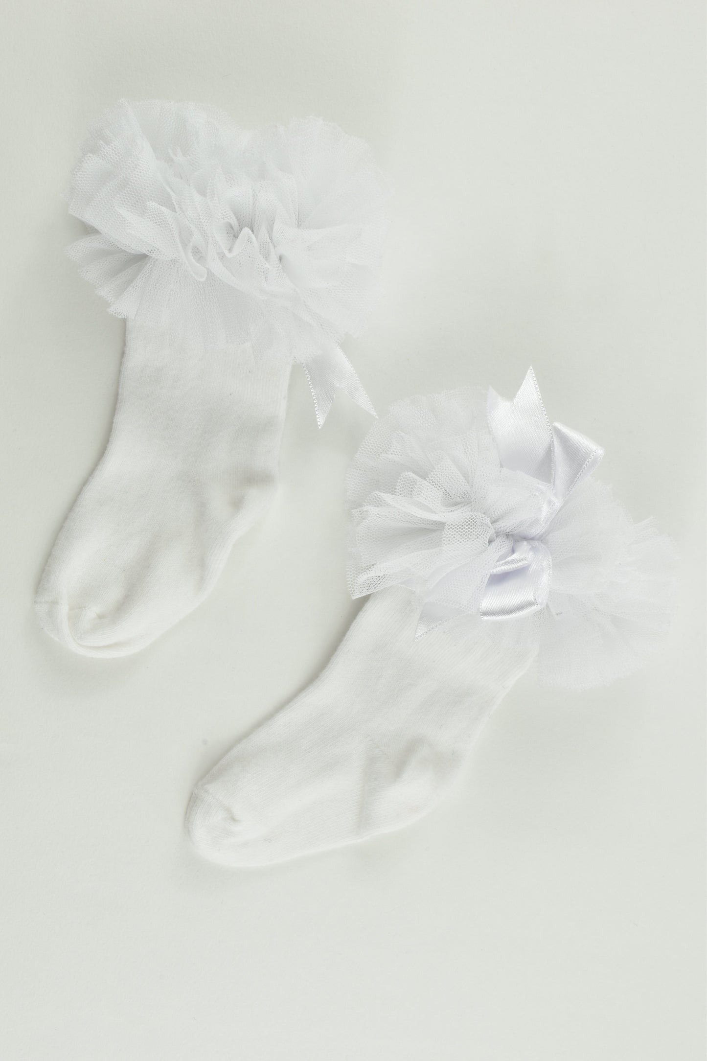 Brand Unknown Size approx 6-12 months Socks