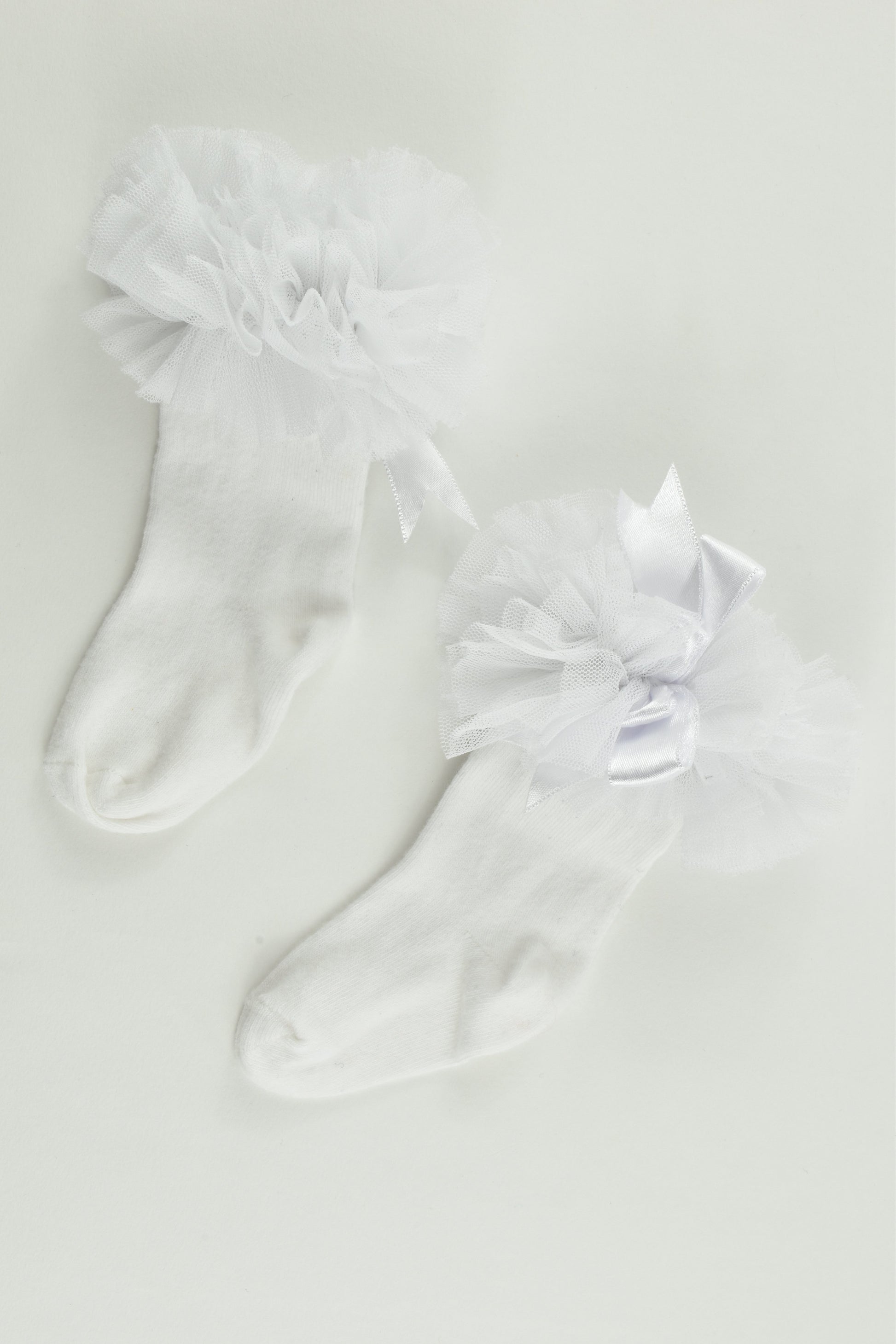 Brand Unknown Size approx 6-12 months Socks
