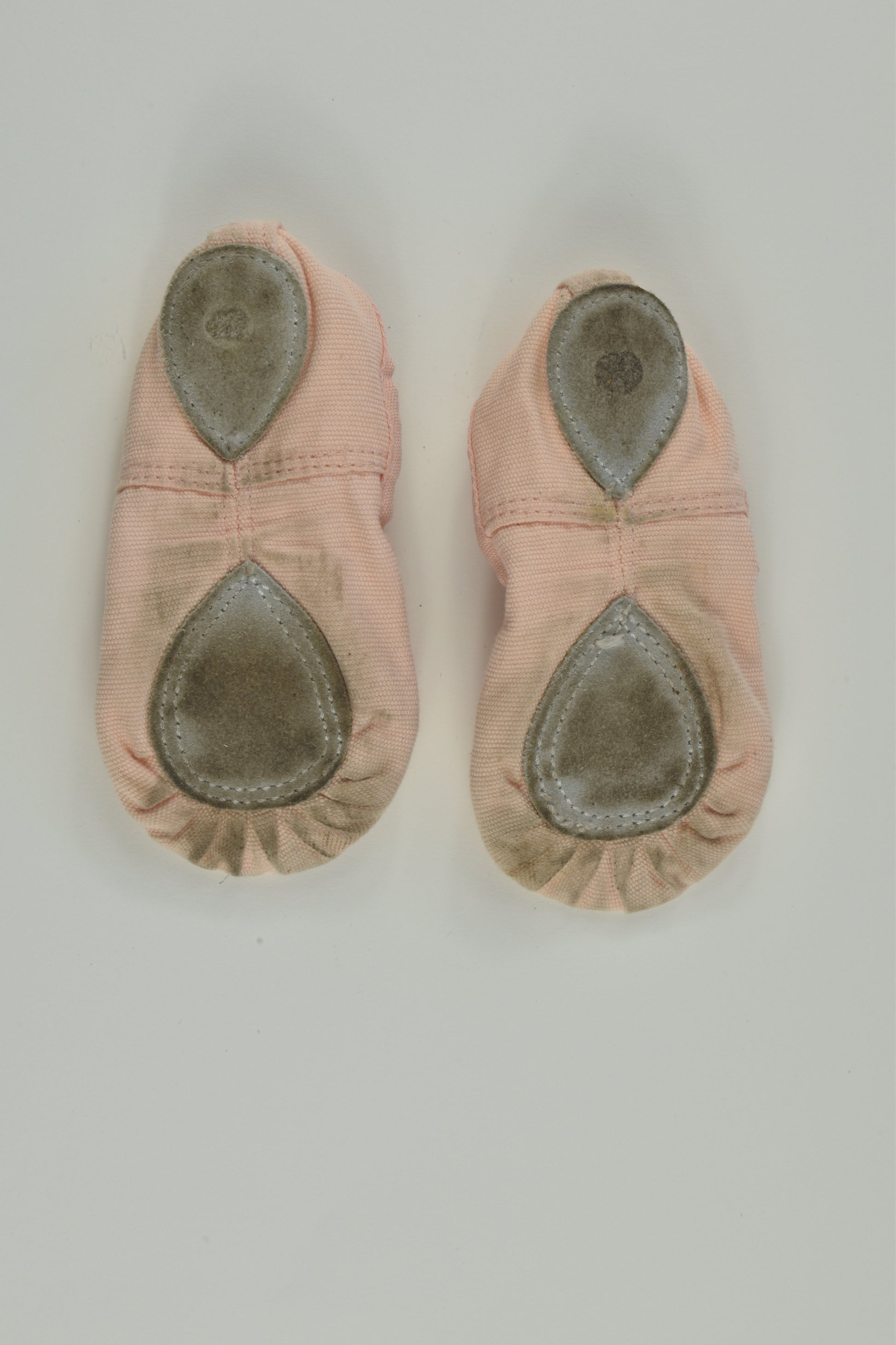 Brand Unknown Size approx 7 Ballet Slippers