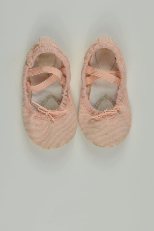 Brand Unknown Size approx 7 Ballet Slippers