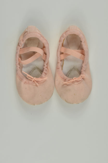 Brand Unknown Size approx 7 Ballet Slippers