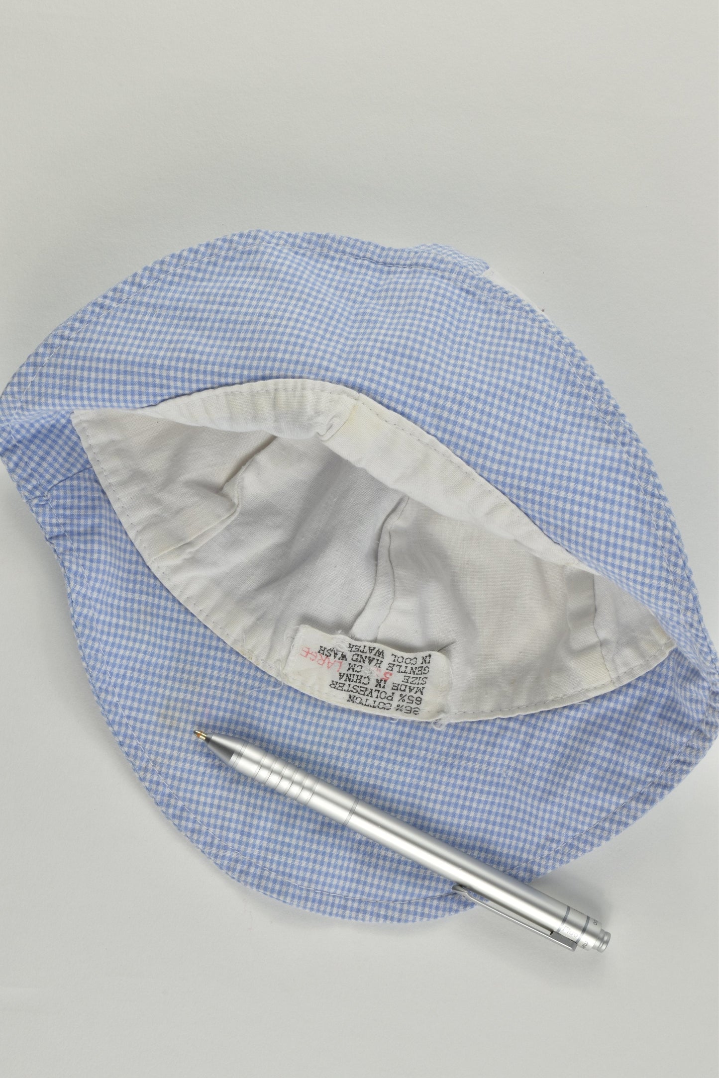 Brand Unknown Size approx up to 1 year Hat