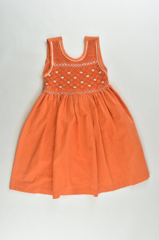 Brodé Main Madagascar Size 2 Smocked Dress